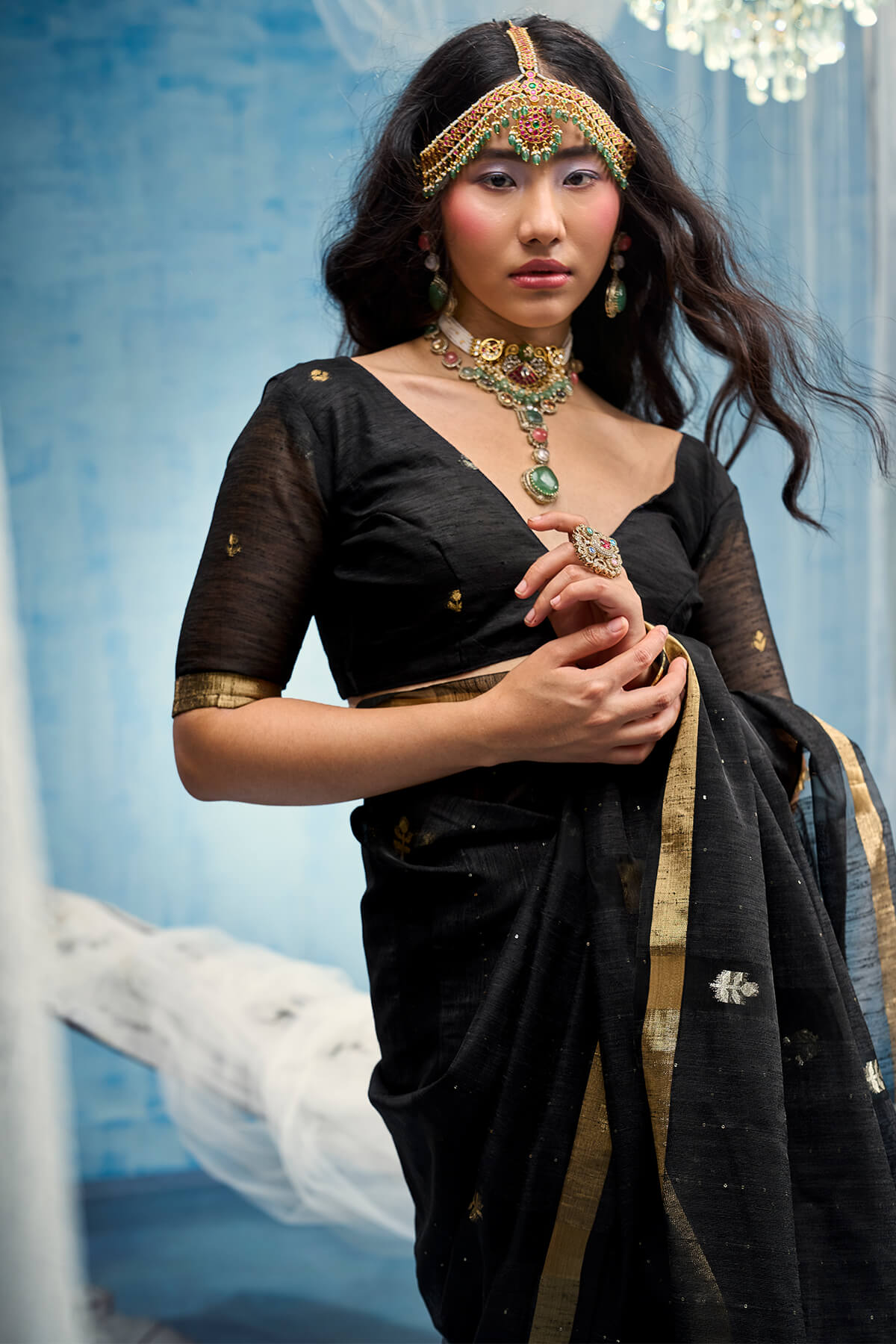 Embrocation Black Pure Munga Cotton Silk Saree With Deserving Blouse Piece