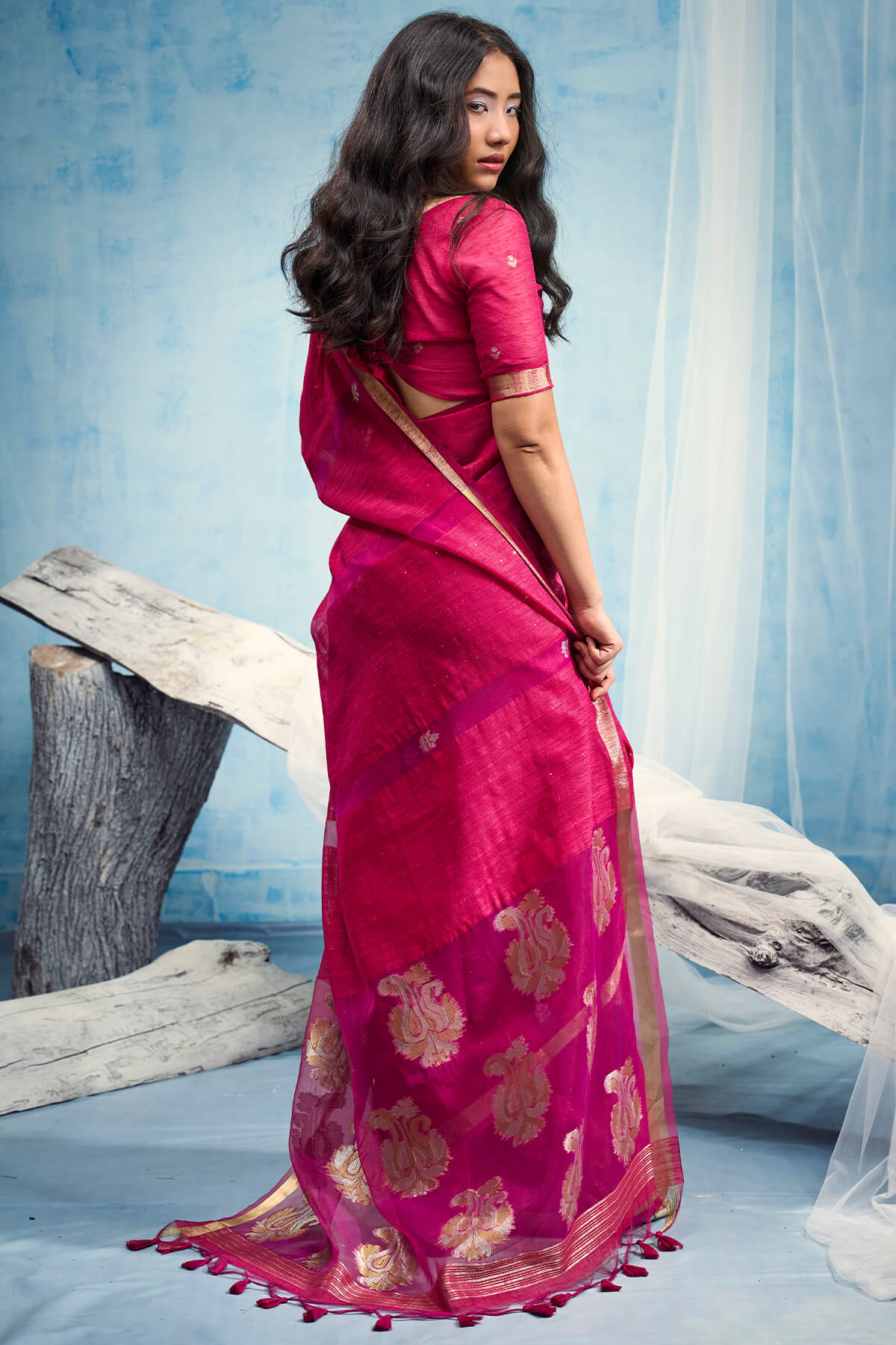 Allure Dark Pink Pure Munga Cotton Silk Saree With Nectarous Blouse Piece