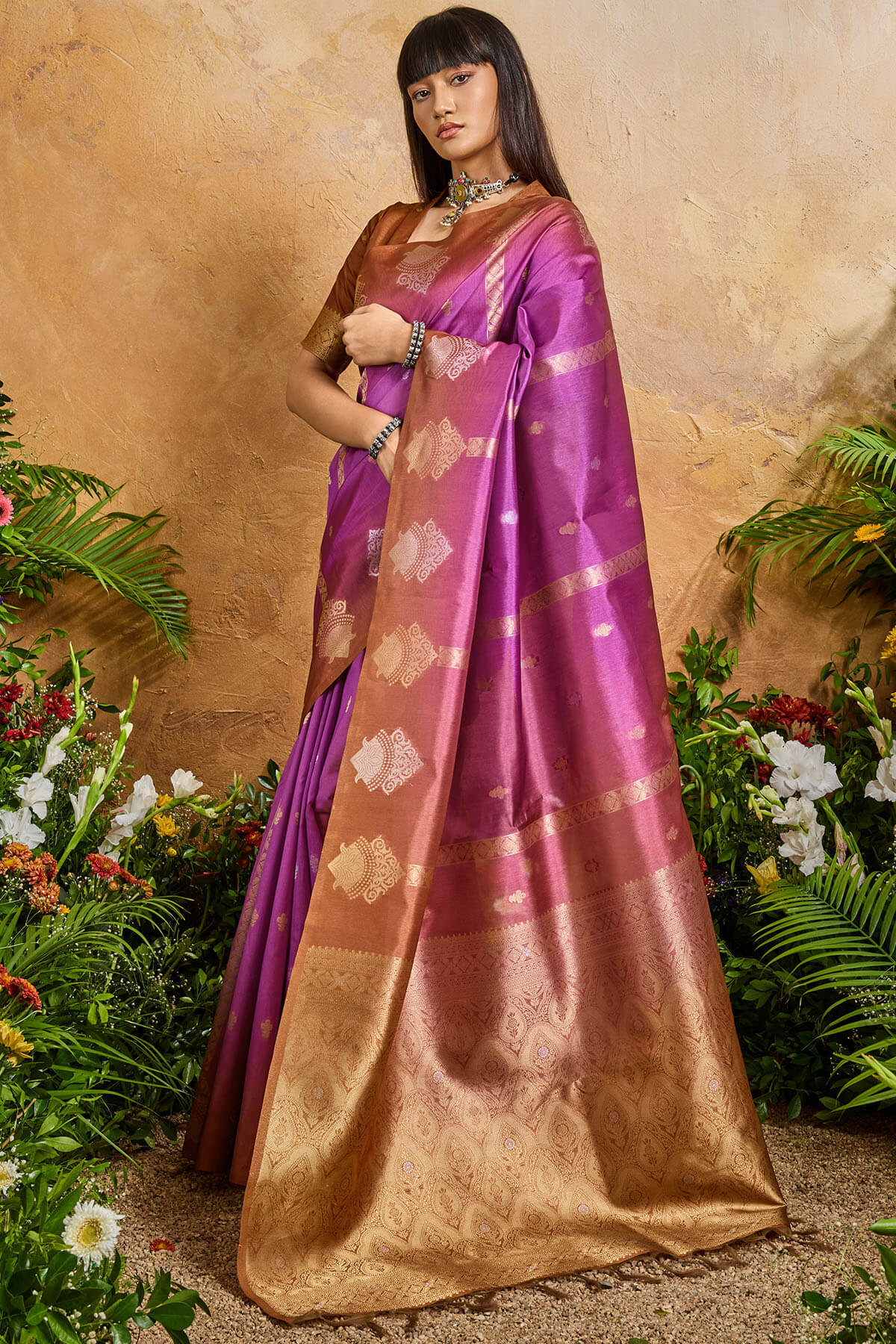 Blissful Magenta Banarasi Paper Silk Saree With Magnetic Blouse Piece