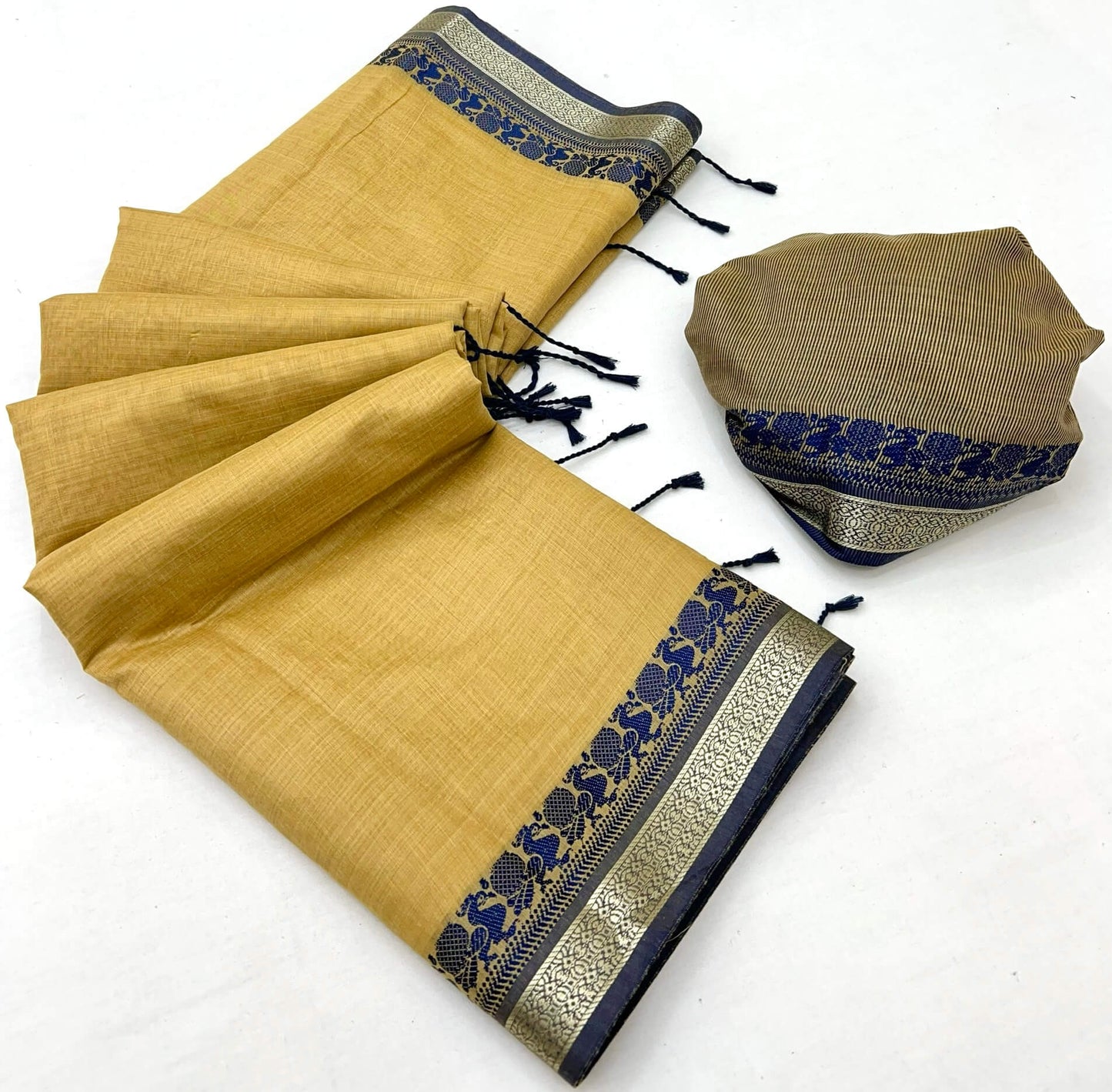 Pretty Dark Beige Cotton Silk Saree With Chatoyant Blouse Piece