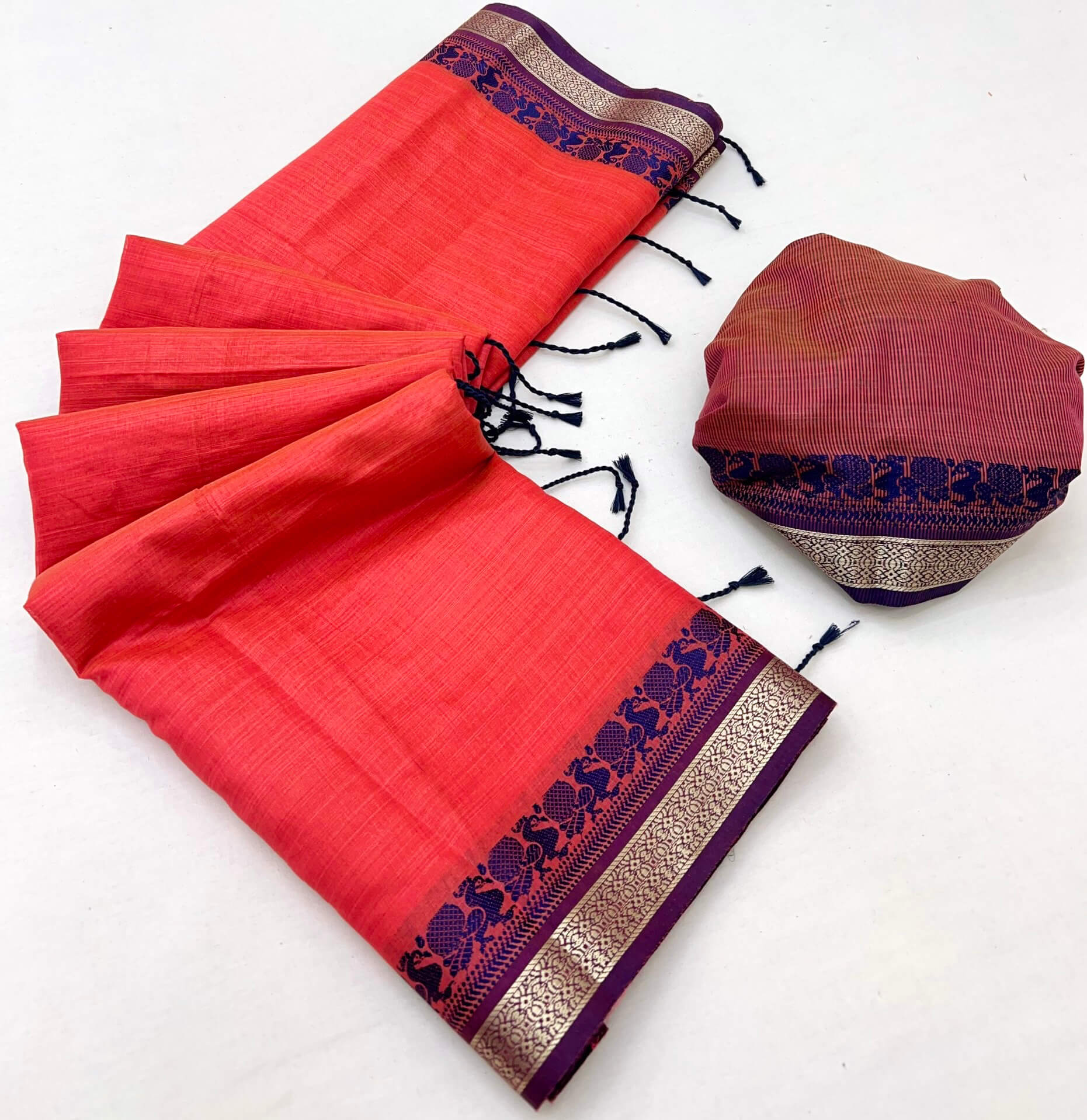 Adorable Red Cotton Silk Saree With Ailurophile Blouse Piece