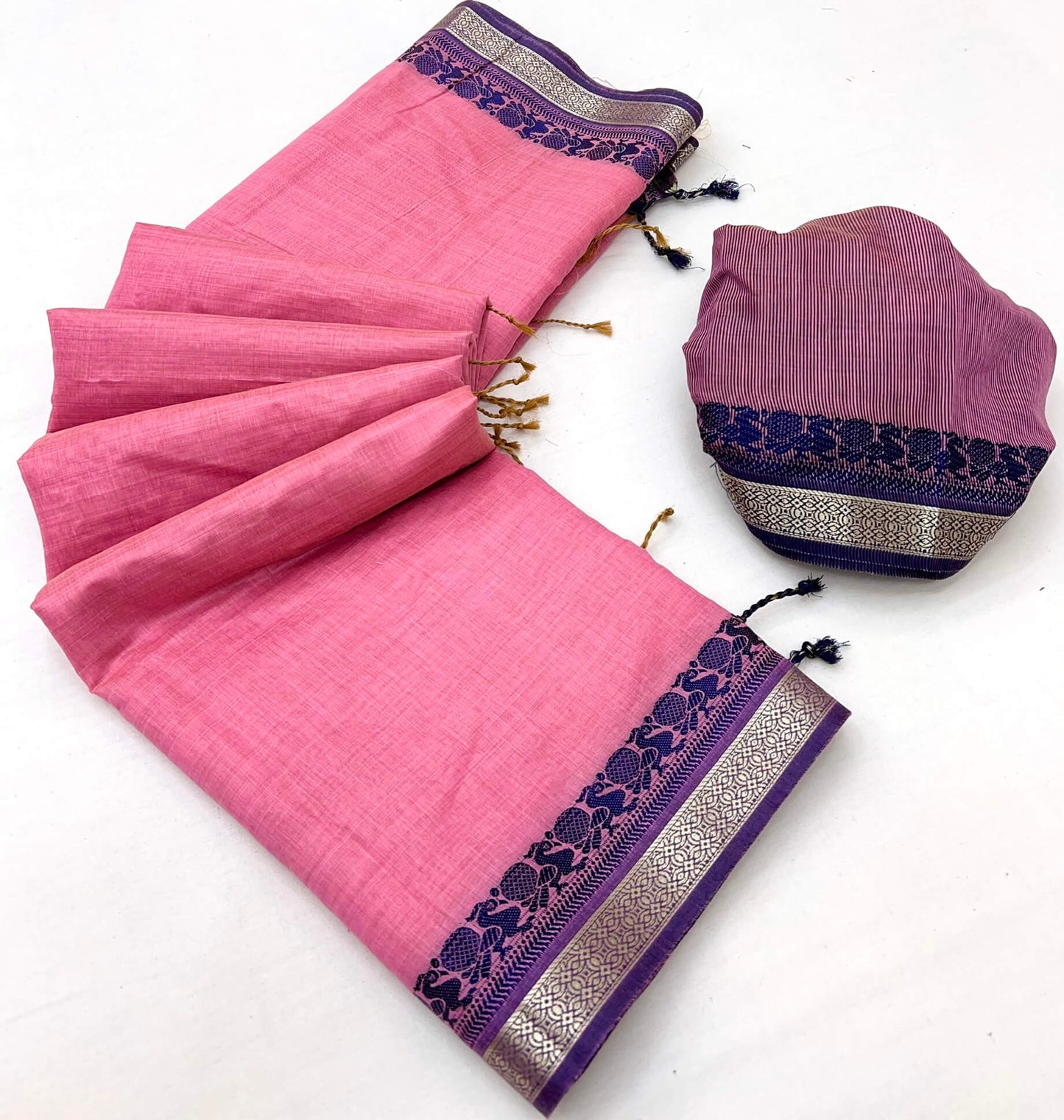 Lassitude Pink Cotton Silk Saree With Radiant Blouse Piece