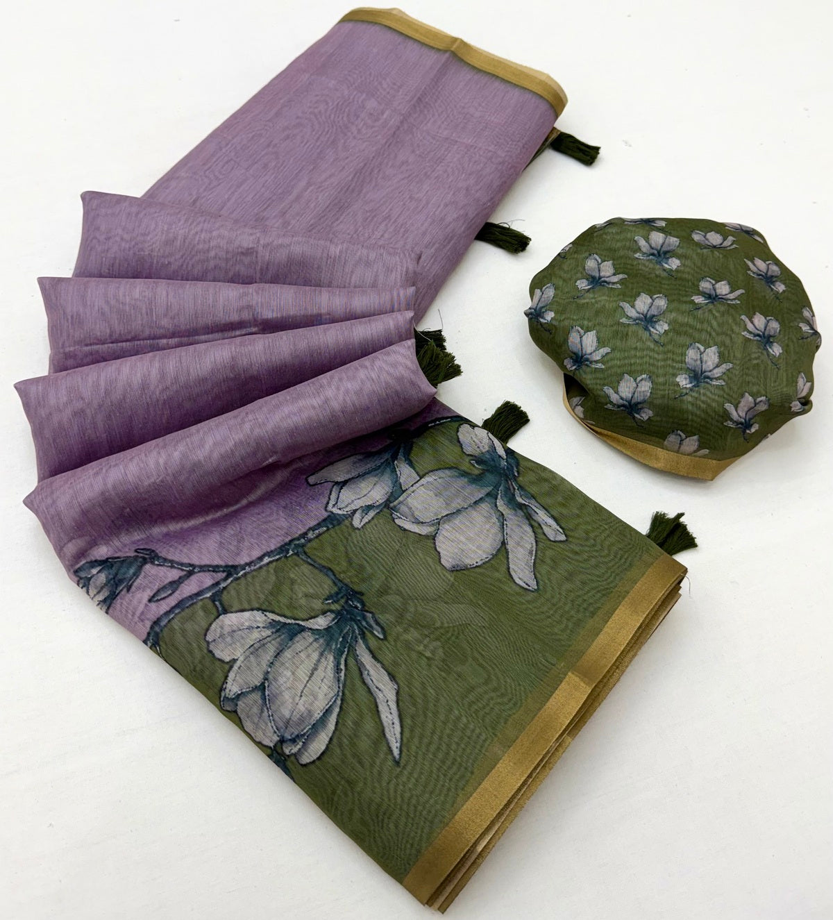 Devastating Lavender Printed Cotton Silk Saree With Angelic Blouse Piece