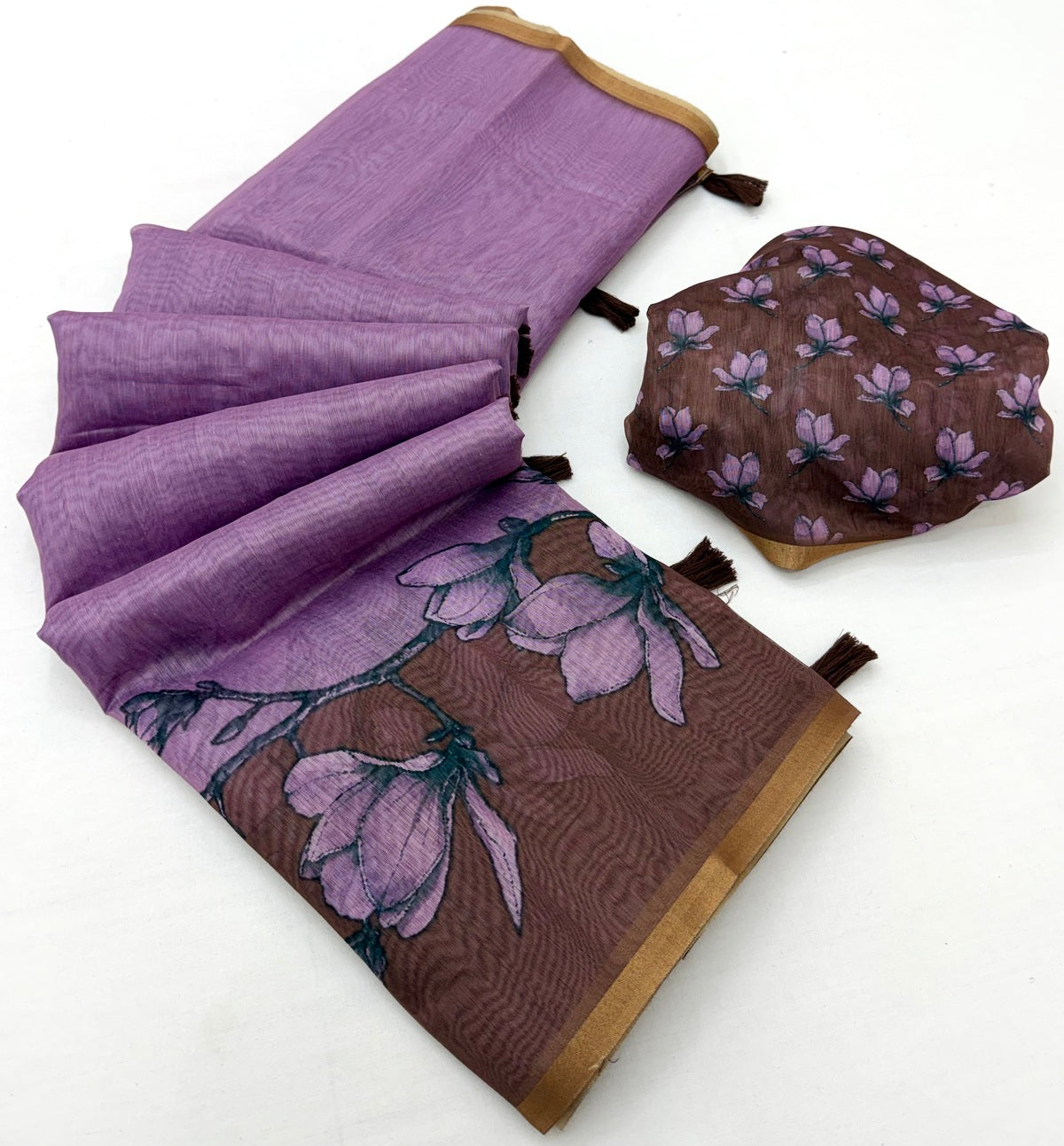 Grandiose Lavender Printed Cotton Silk Saree With Stunner Blouse Piece