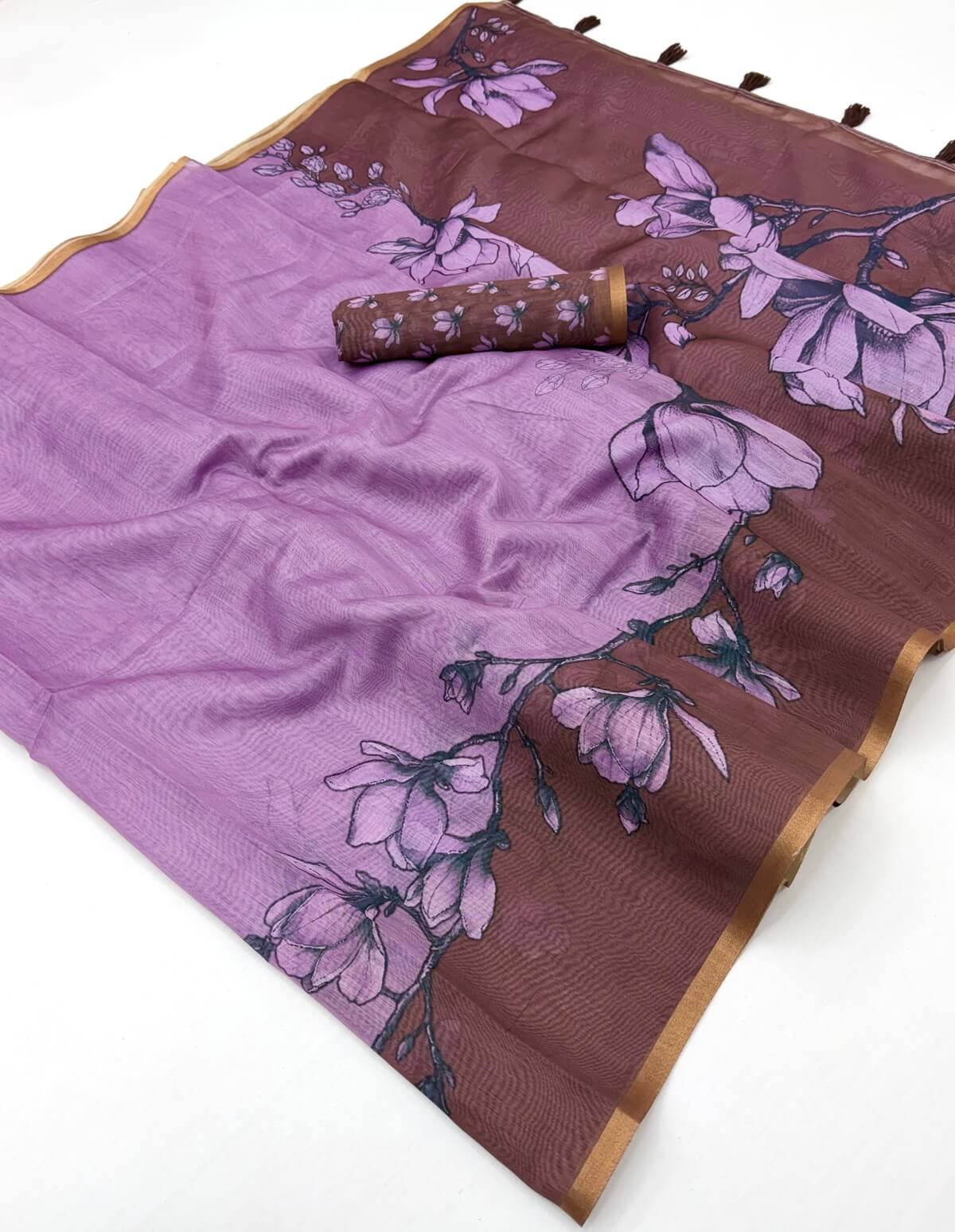 Grandiose Lavender Printed Cotton Silk Saree With Stunner Blouse Piece