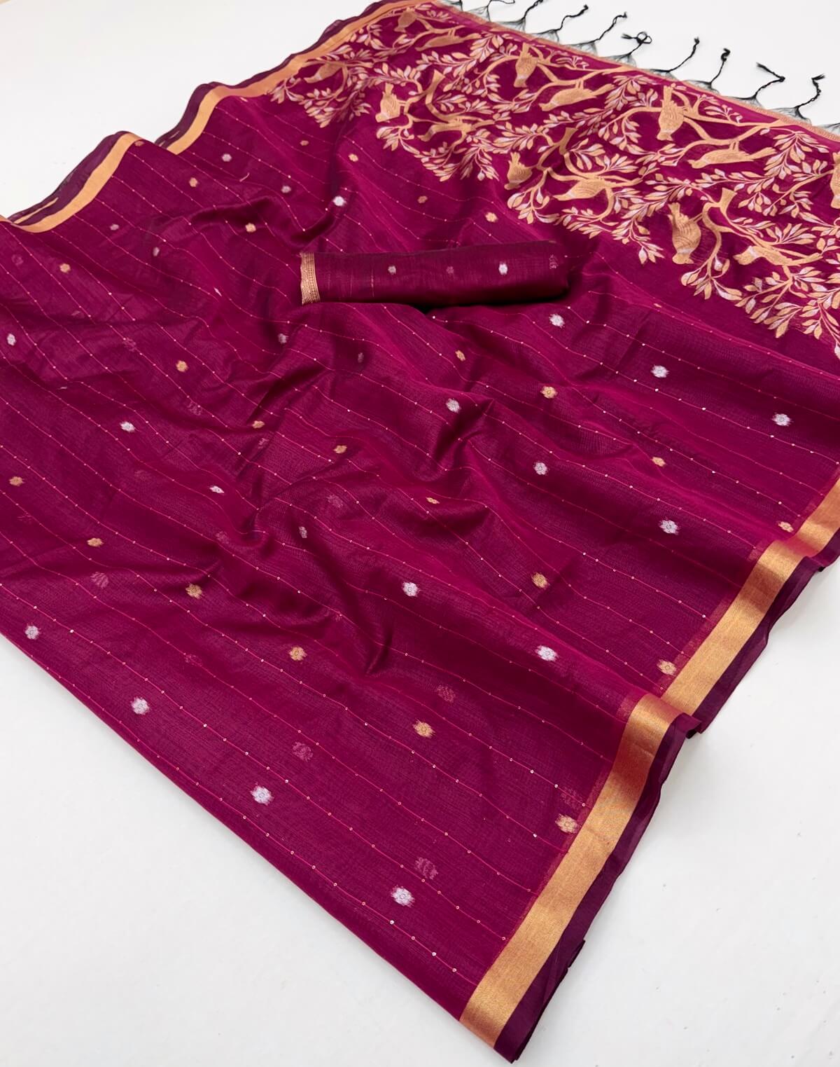 Refreshing Wine Pure Munga Cotton Saree With Exuberant Blouse Piece