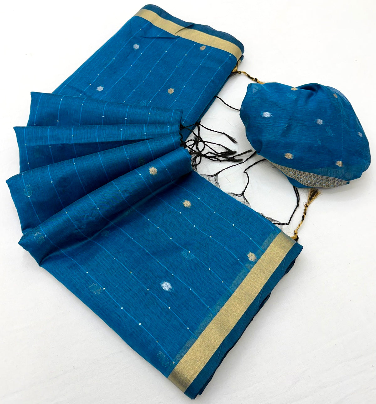 Ratatouille Blue Pure Munga Cotton Saree With Gorgeous Blouse Piece
