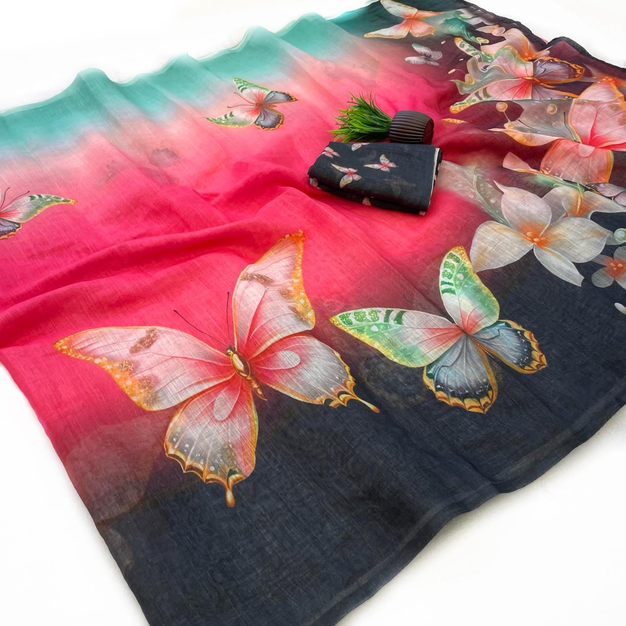 Jazzy Multicolor Printed Linen Silk Saree With Pulsating Blouse Piece