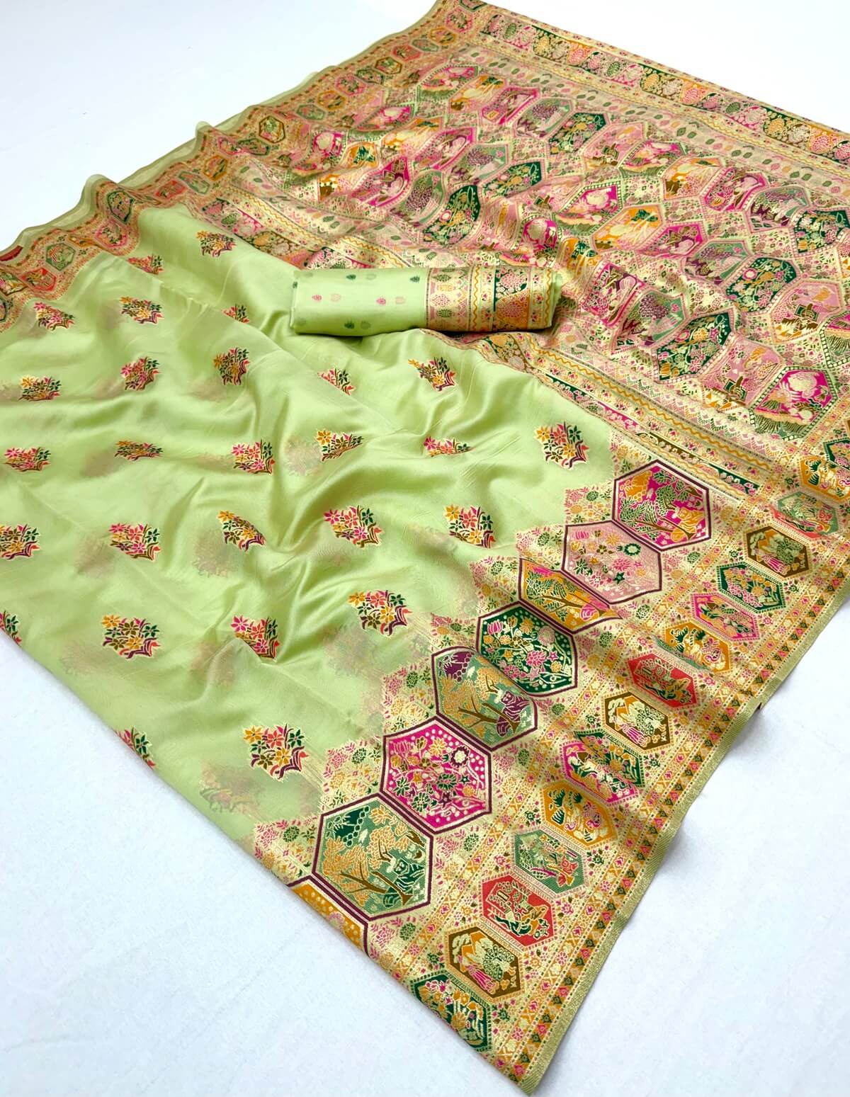 Desirable Pista Pashmina Silk Saree With Conflate Blouse Piece