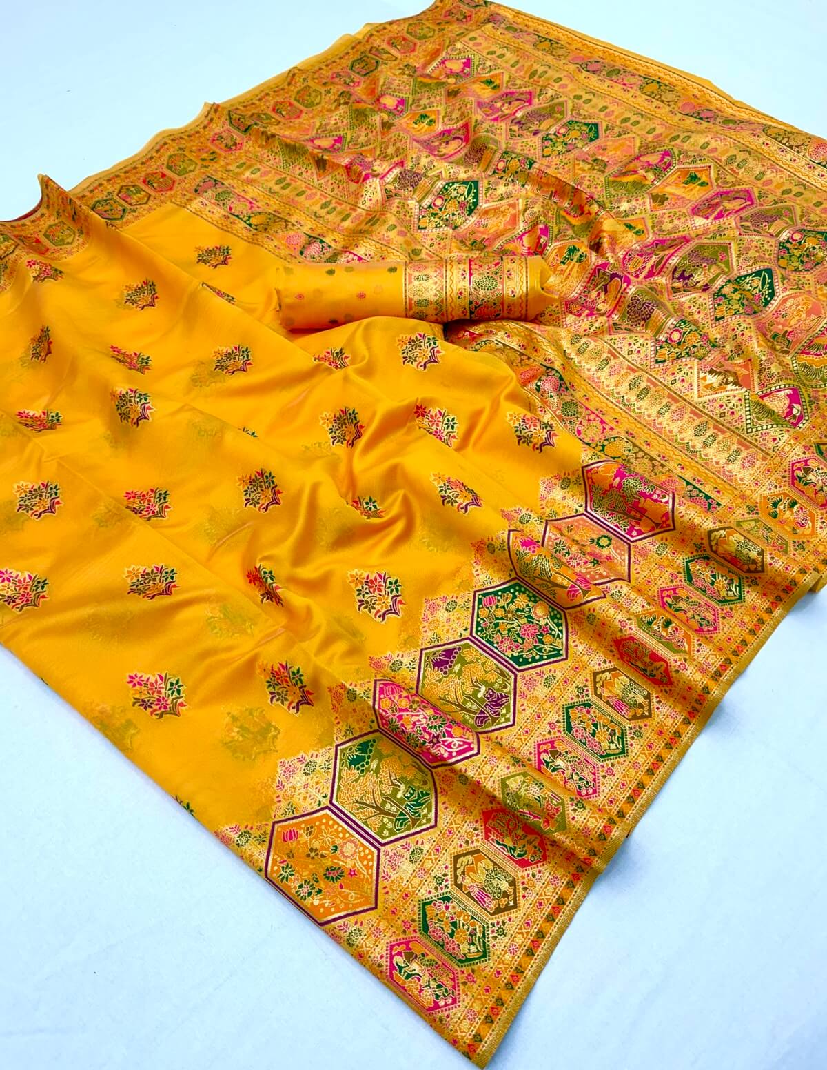 Ethnic Yellow Pashmina Silk Saree With Resonant Blouse Piece