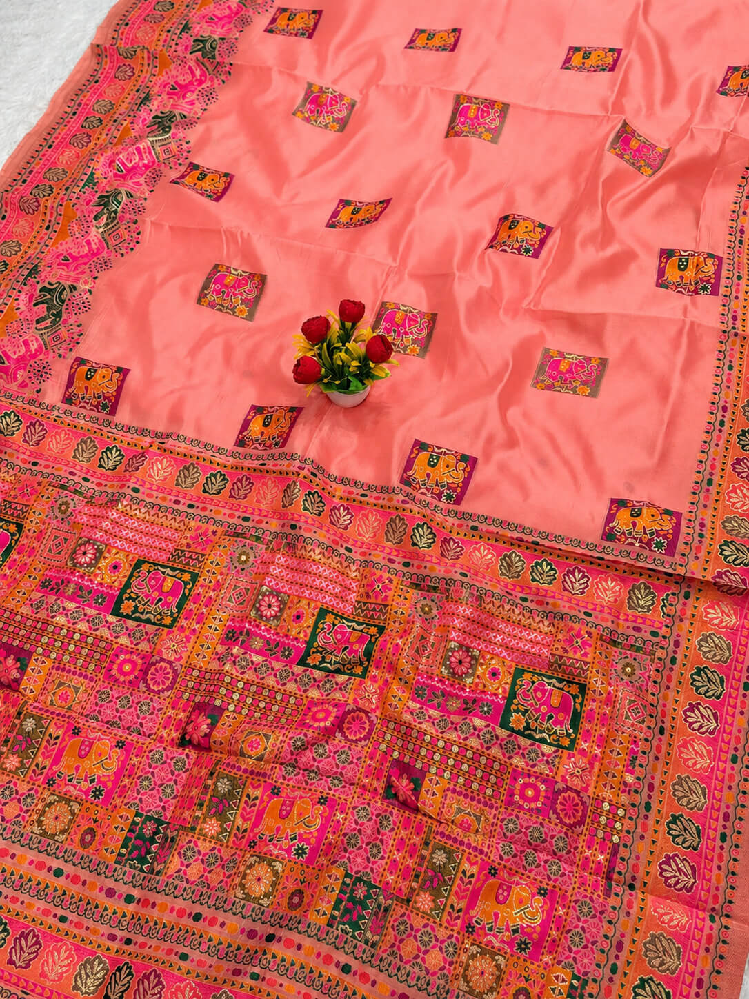 Ethereal Peach Pashmina Silk Saree With Susurrous Blouse Piece