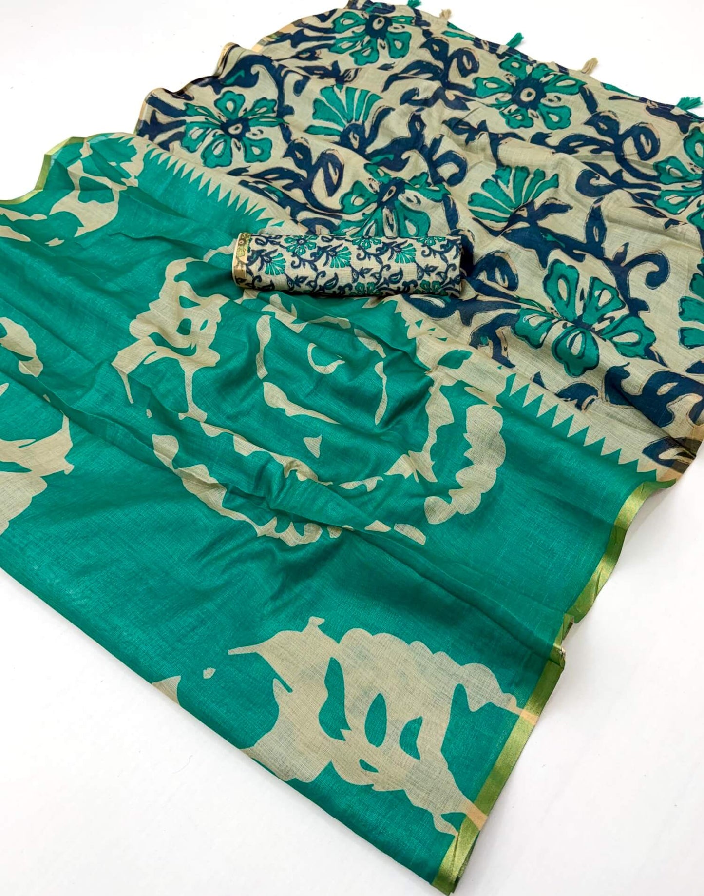 Staggering Rama Printed Cotton Silk Saree With Diaphanous Blouse Piece