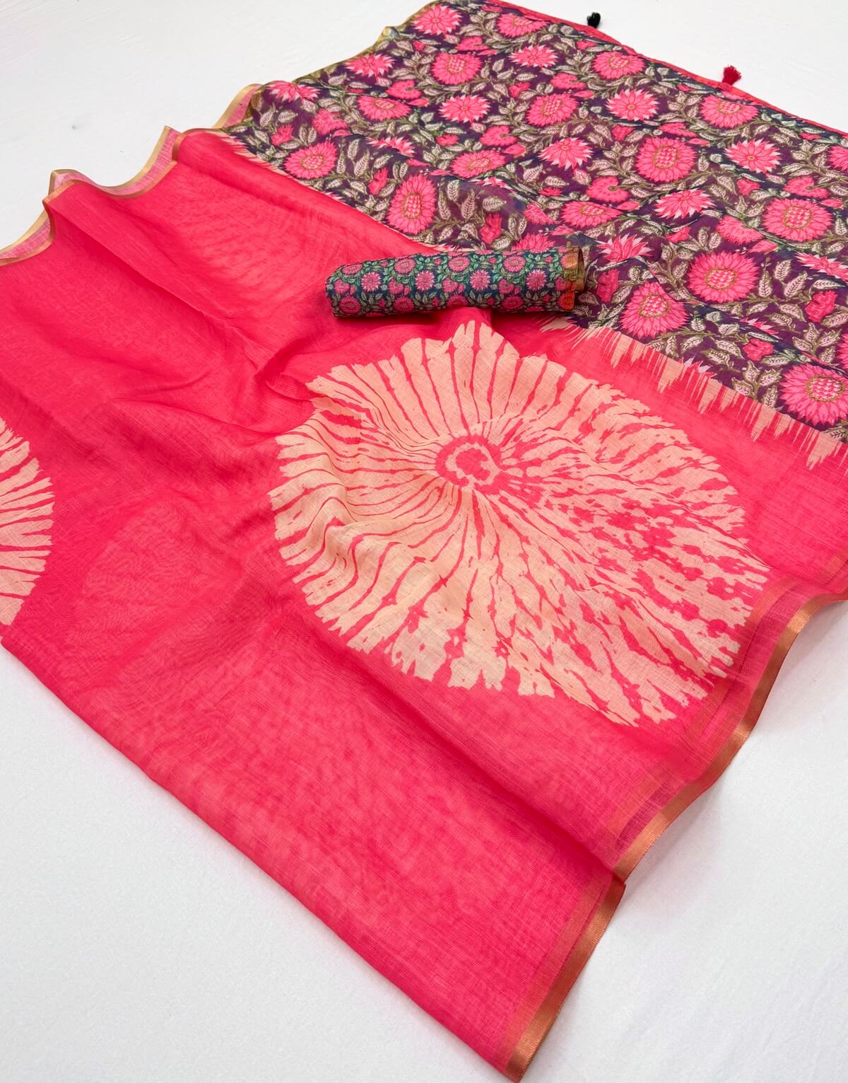 Engrossing Pink Printed Cotton Silk Saree With Sonorous Blouse Piece