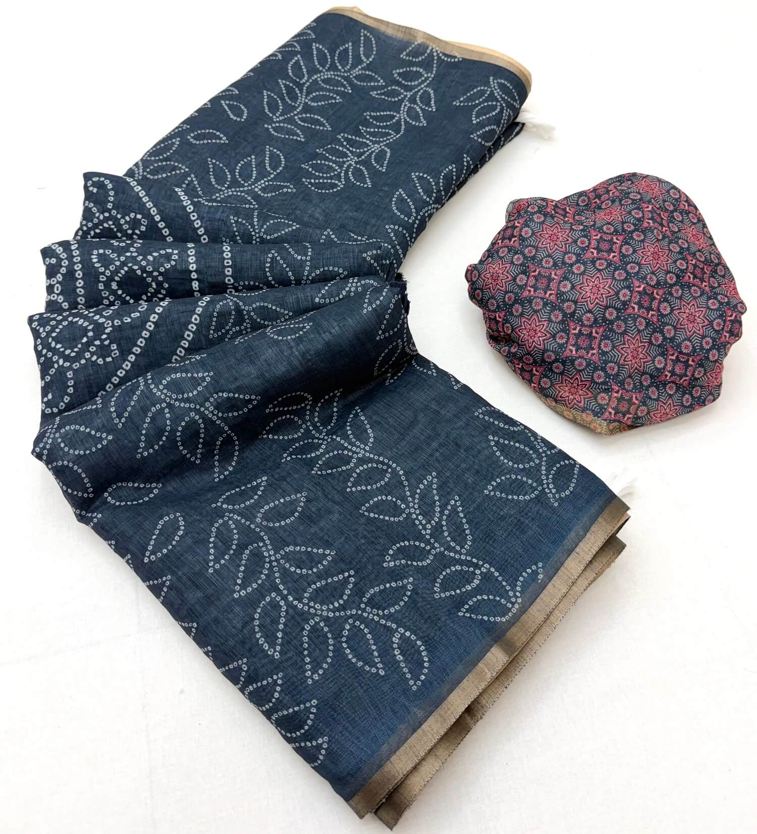 Incomparable Blue Printed Cotton Silk Saree With Propinquity Blouse Piece