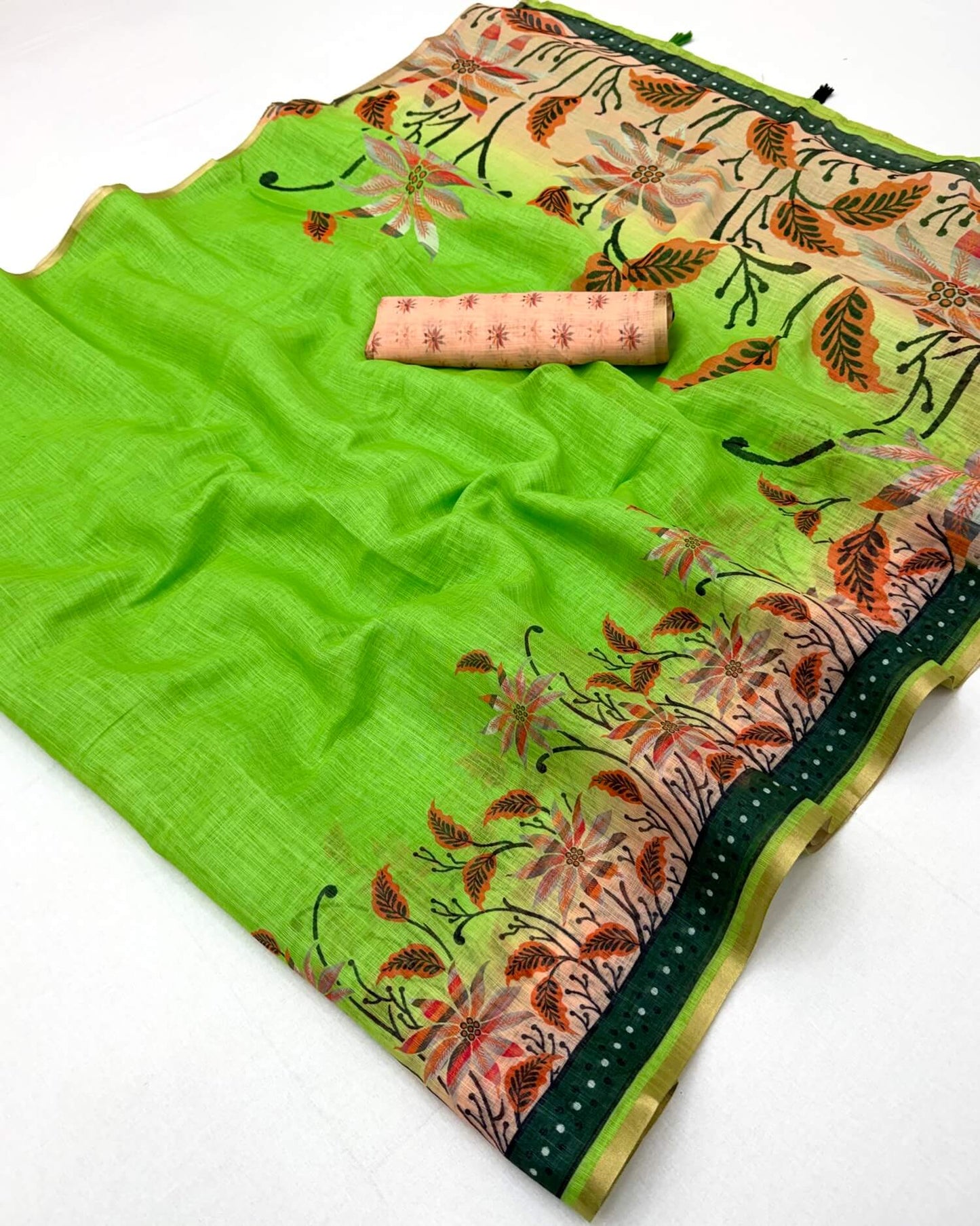Exuberant Parrot Printed Cotton Silk Saree With Surreptitious Blouse Piece