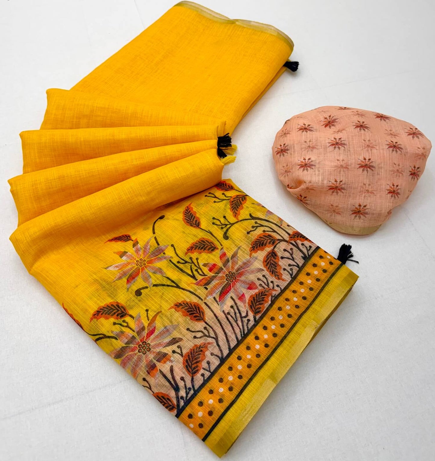 Scrumptious Yellow Printed Cotton Silk Saree With Sophisticated Blouse Piece