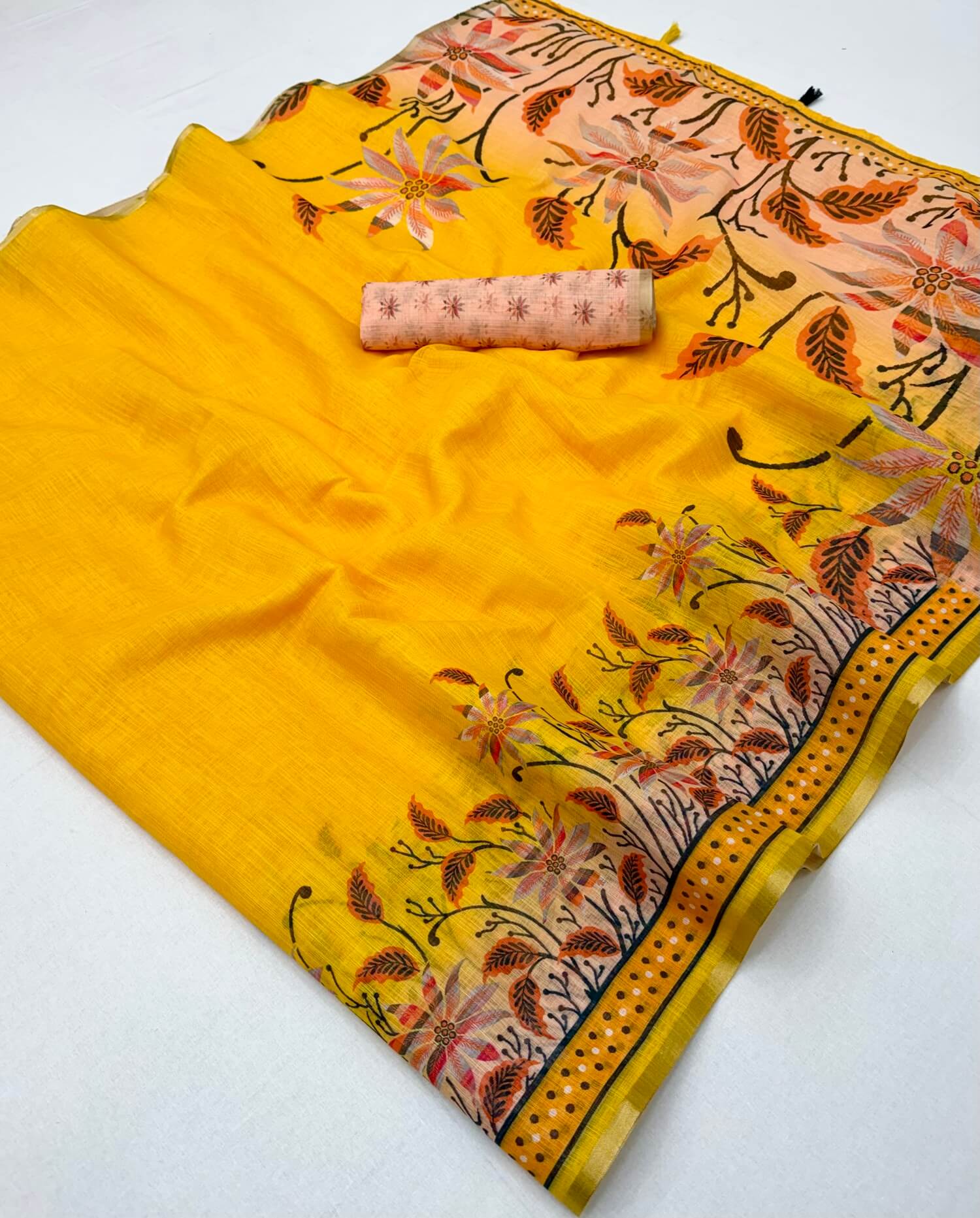 Scrumptious Yellow Printed Cotton Silk Saree With Sophisticated Blouse Piece