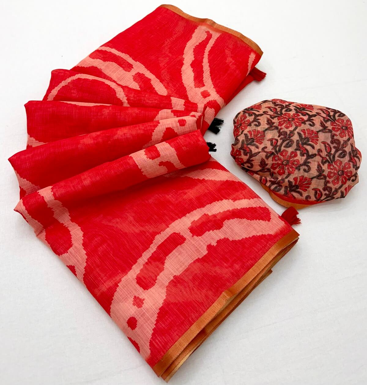 Scrumptious Red Printed Cotton Silk Saree With Seraphic Blouse Piece