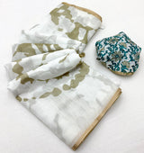 Opulent Off White Printed Cotton Silk Saree With Pleasant Blouse Piece