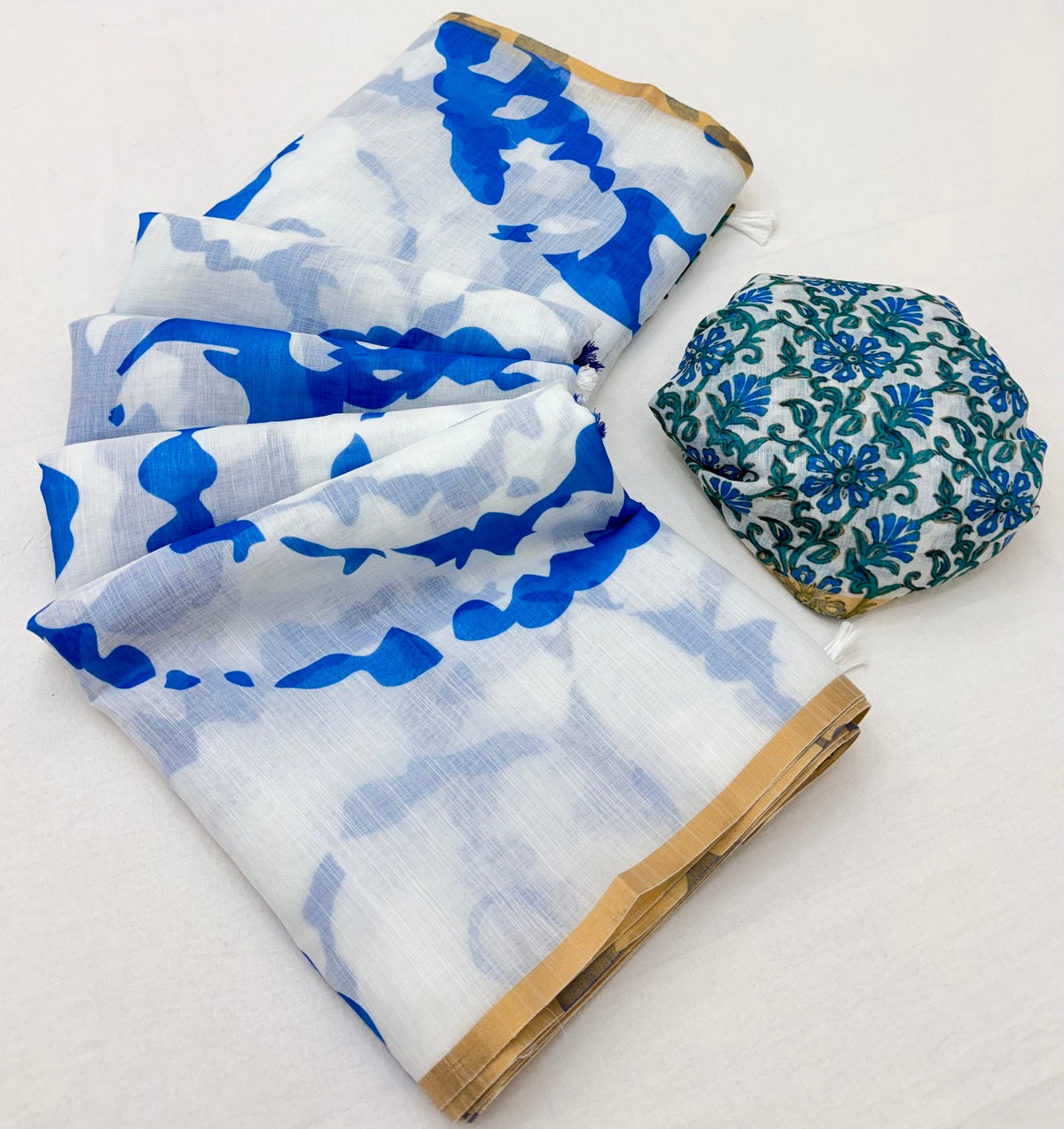 Ineffable Off White Printed Cotton Silk Saree With Blissful Blouse Piece