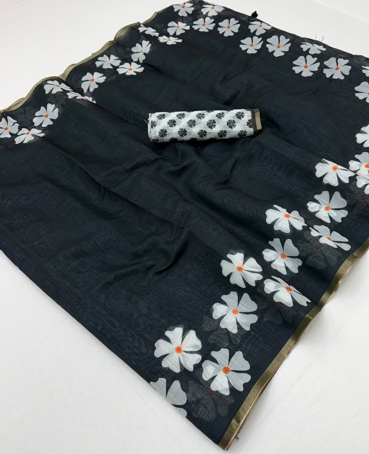 Lissome Black Printed Cotton Silk Saree With Inspiring Blouse Piece