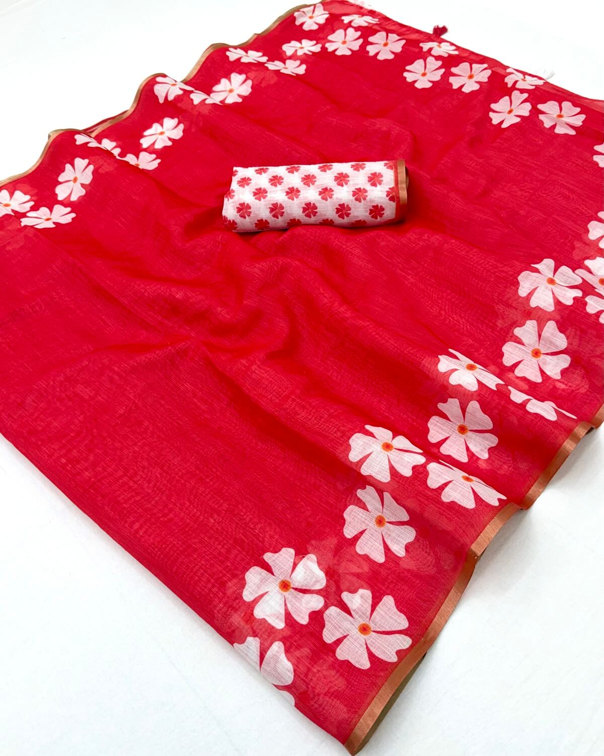 Verdant Red Printed Cotton Silk Saree With Twirling Blouse Piece