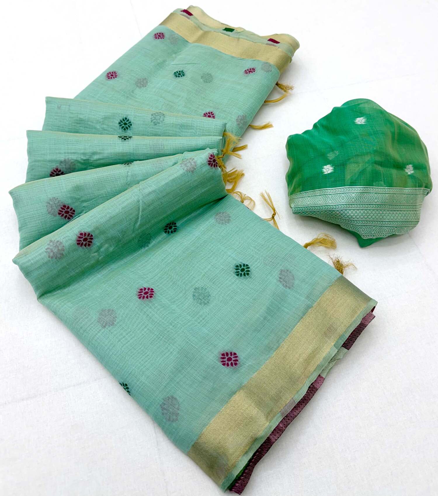 Mesmeric Sea Green Pure Munga Cotton Silk Saree With Prodigal Blouse Piece