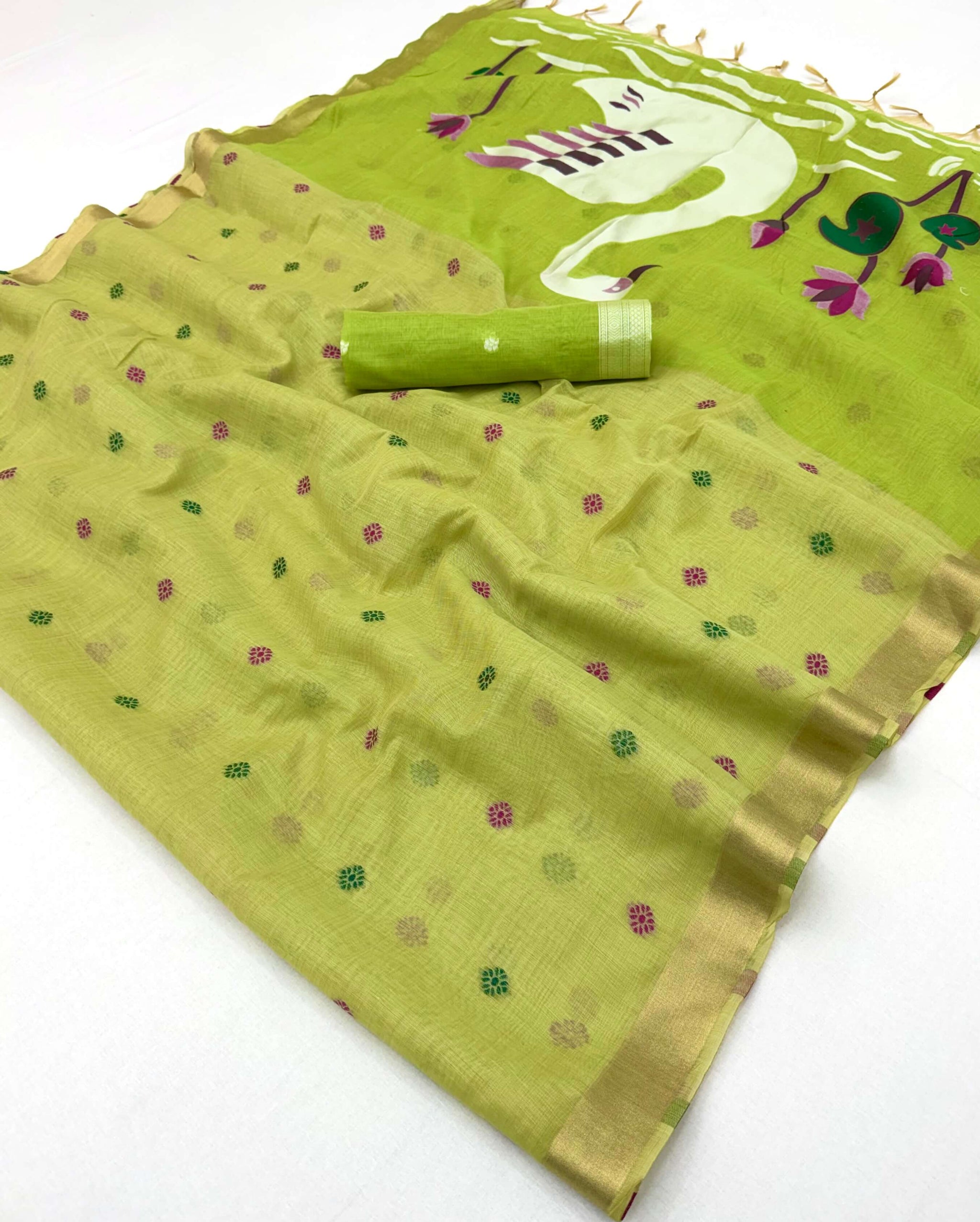 Gorgeous Green Pure Munga Cotton Silk Saree With Surpassing Blouse Piece