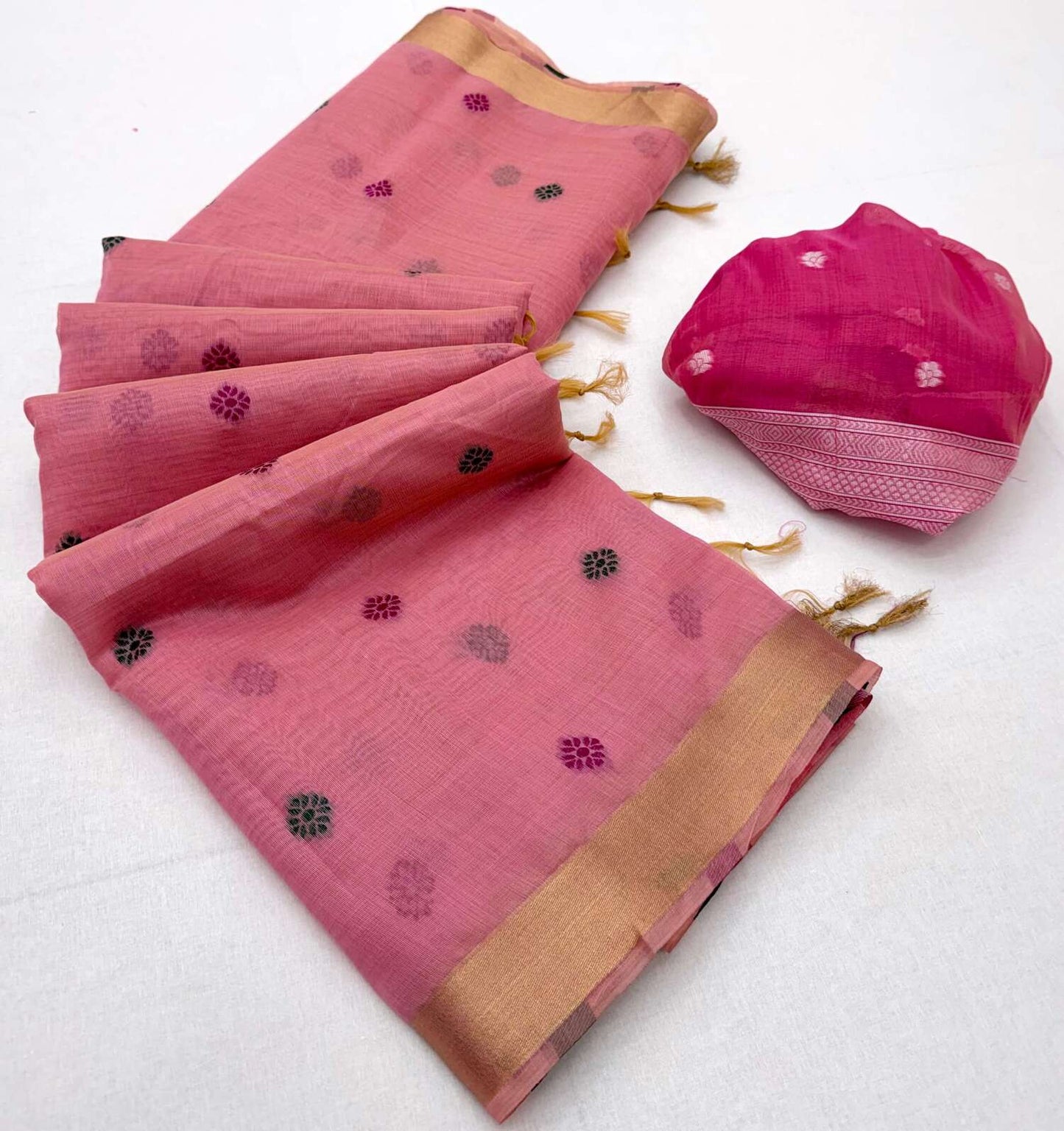 Exemplary Pink Pure Munga Cotton Silk Saree With Splendiferous Blouse Piece