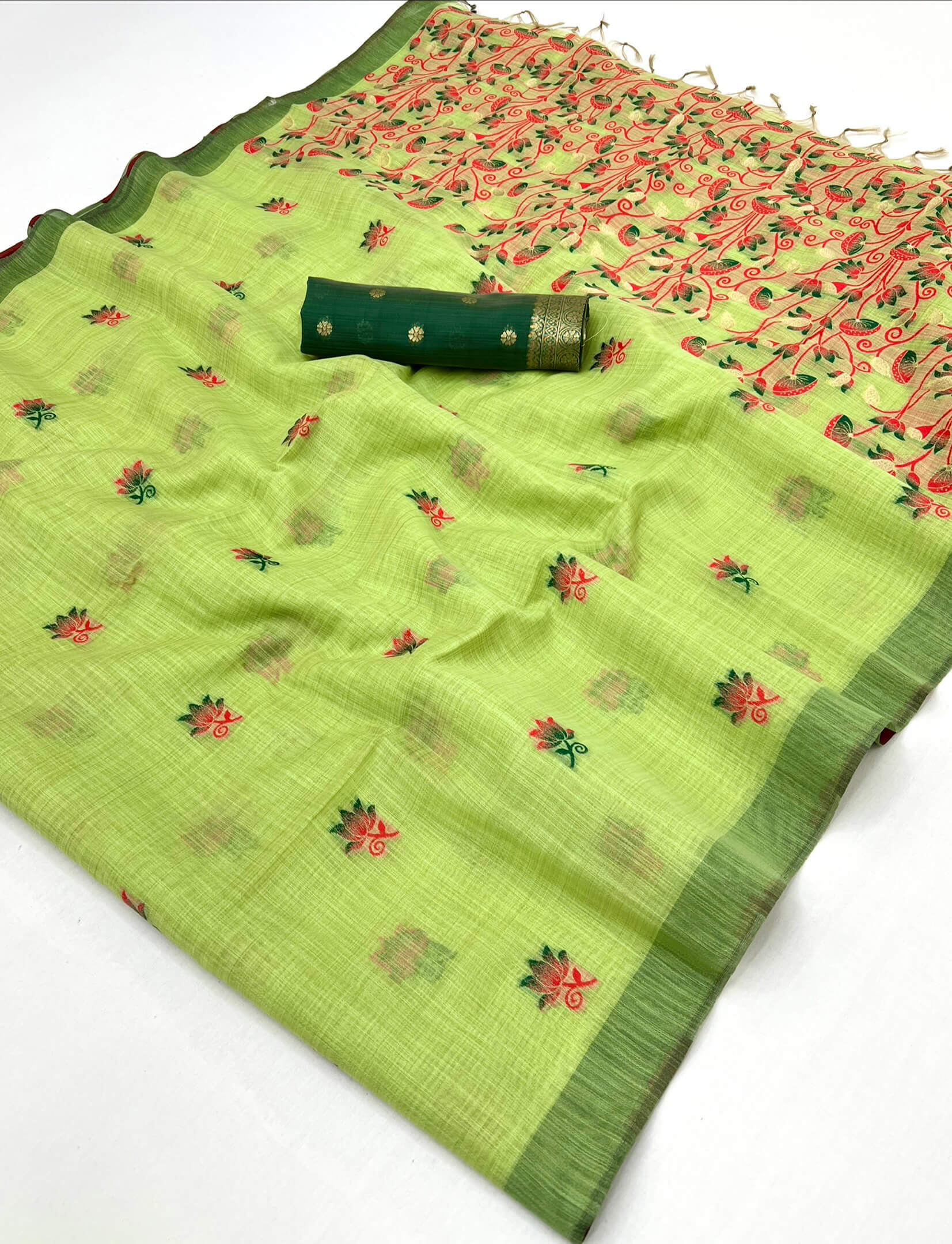 Luminous Pista Pure Munga Cotton Silk Saree With Serendipity Blouse Piece