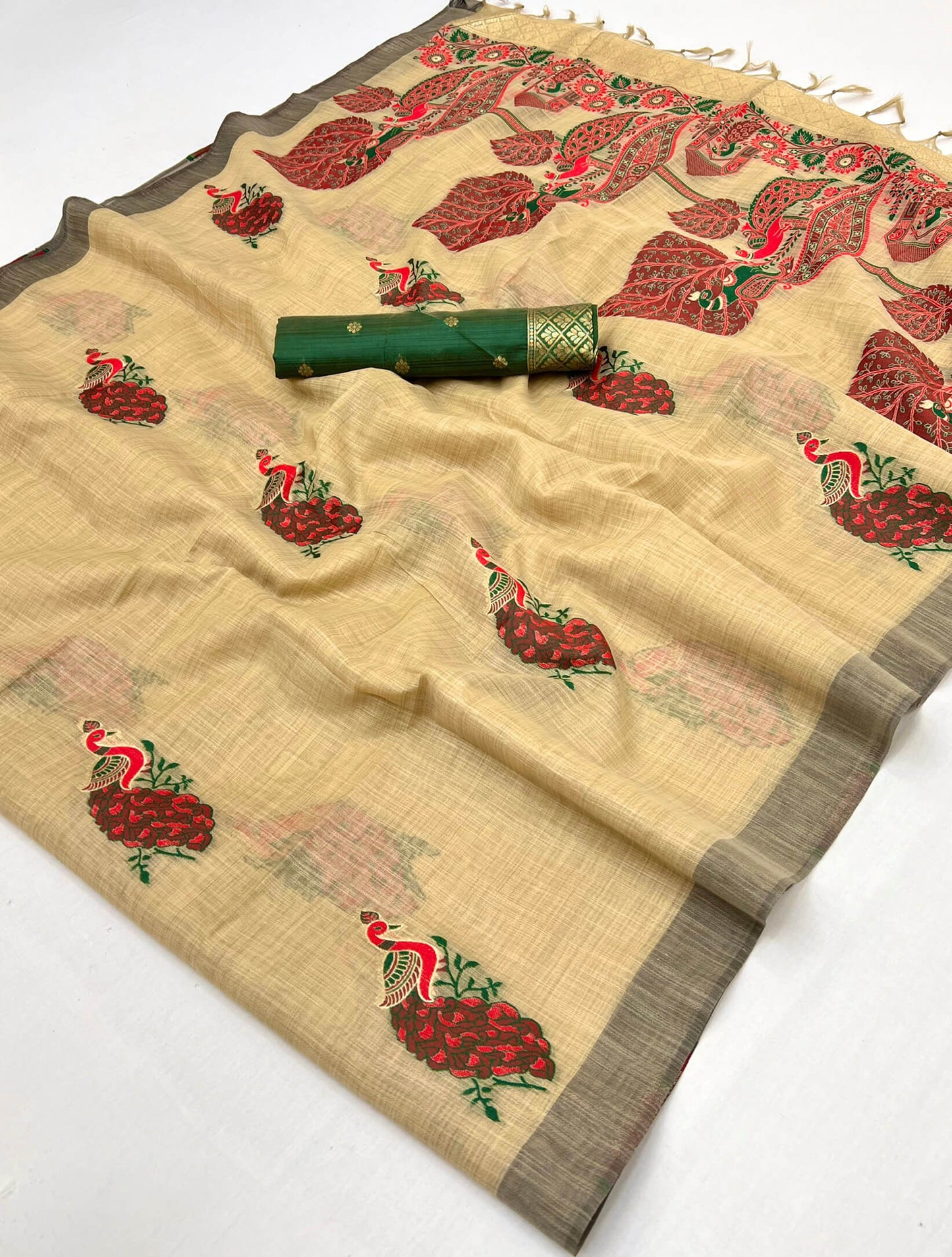 Enticing Yellow Pure Munga Cotton Silk Saree With Susurrous Blouse Piece