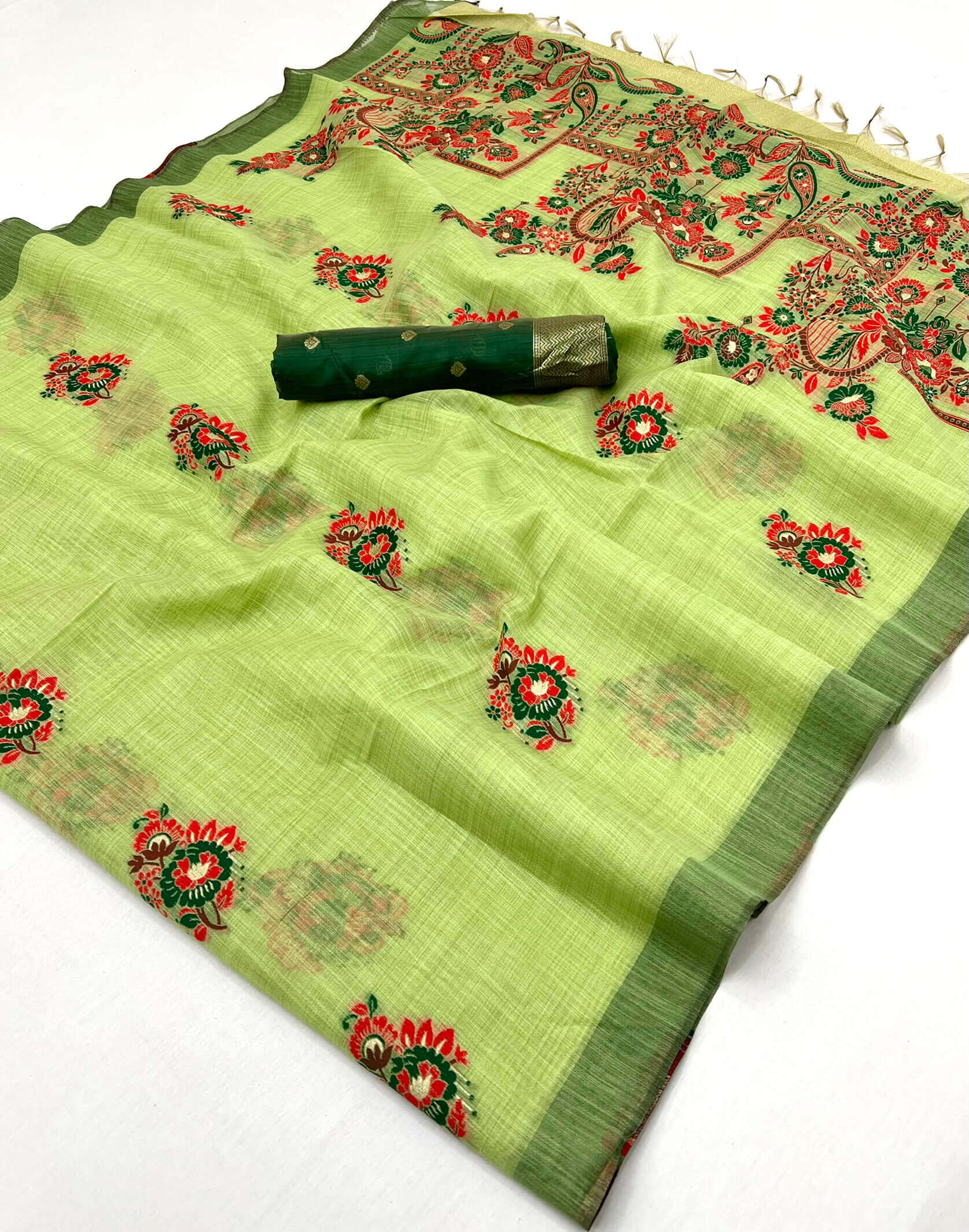Mesmerising Parrot Pure Munga Cotton Silk Saree With Fugacious Blouse Piece