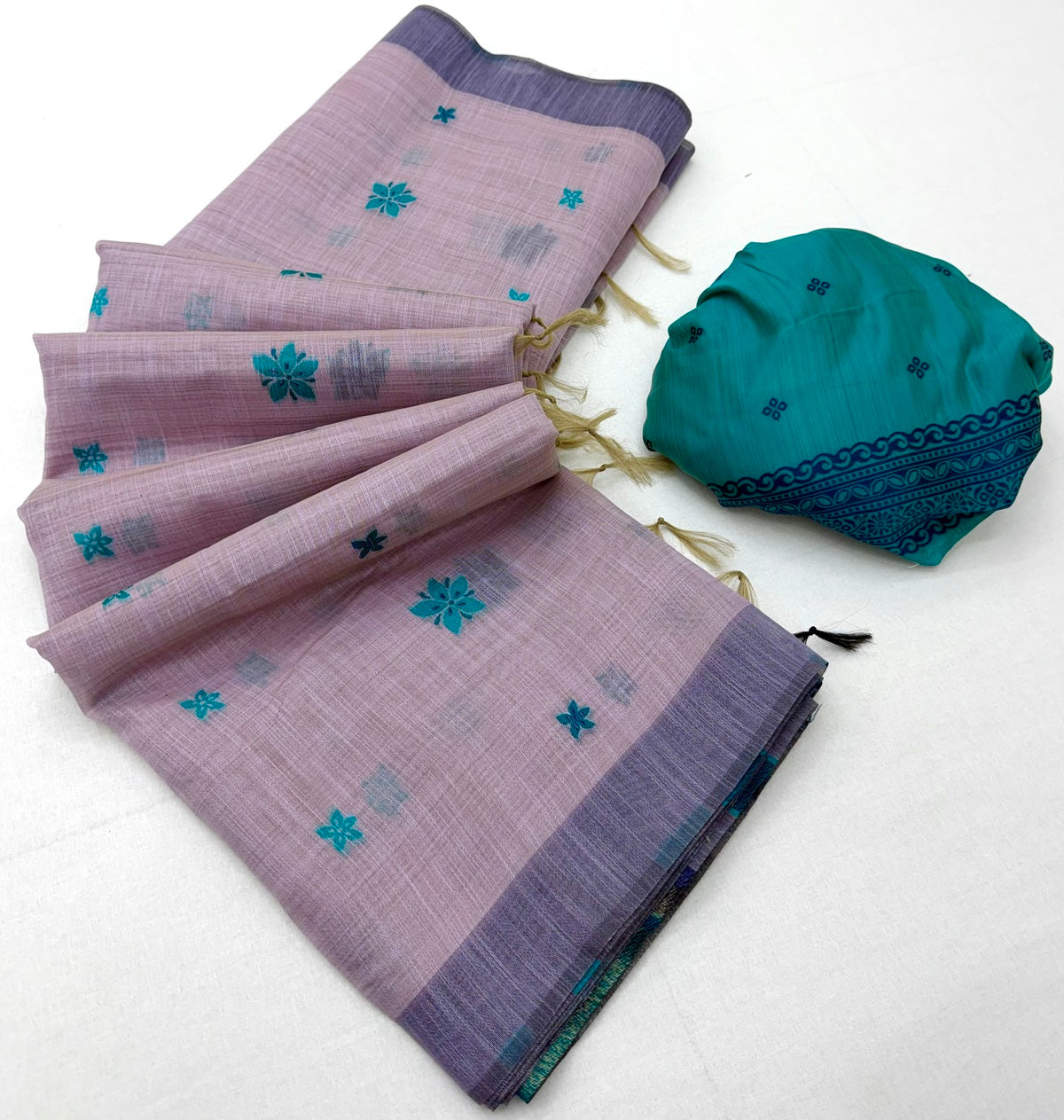 Lustrous Lavender Pure Munga Cotton Silk Saree With Beguiling Blouse Piece