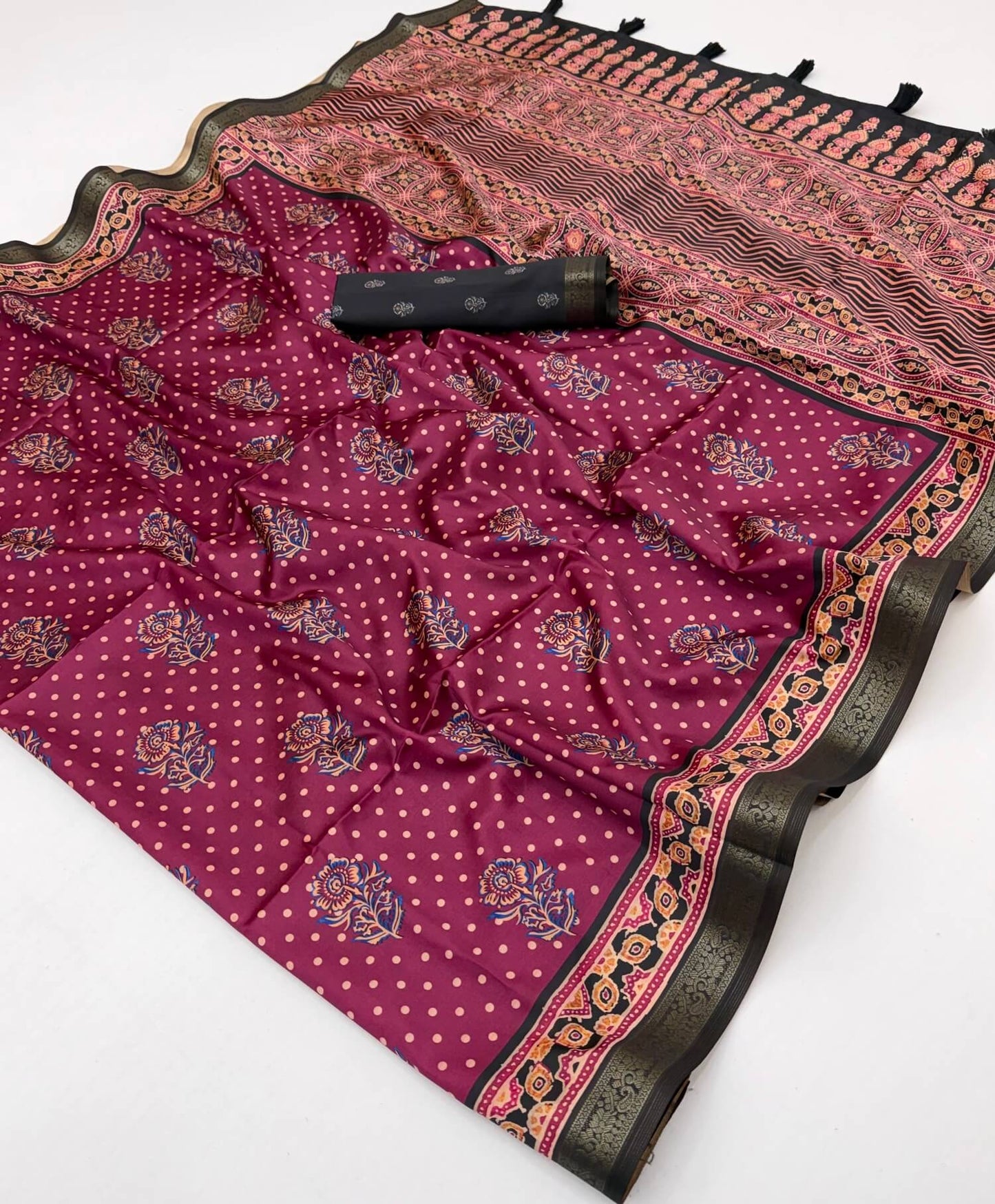 Entrancing Magenta Ajrakh Printed Soft Silk Saree With Blissful Blouse Piece