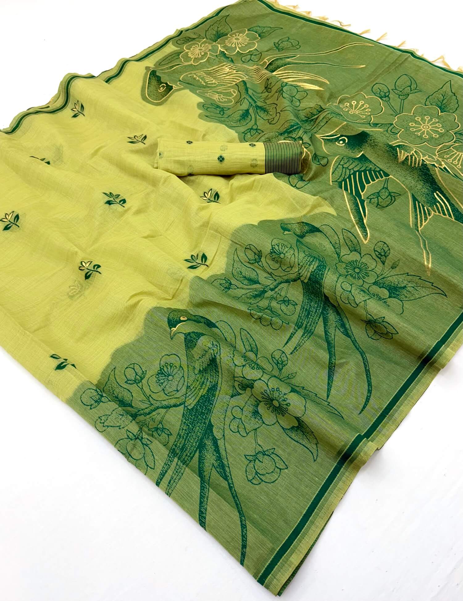 Fancifull Green Pure Munga Cotton Silk Saree With Vibrant Blouse Piece
