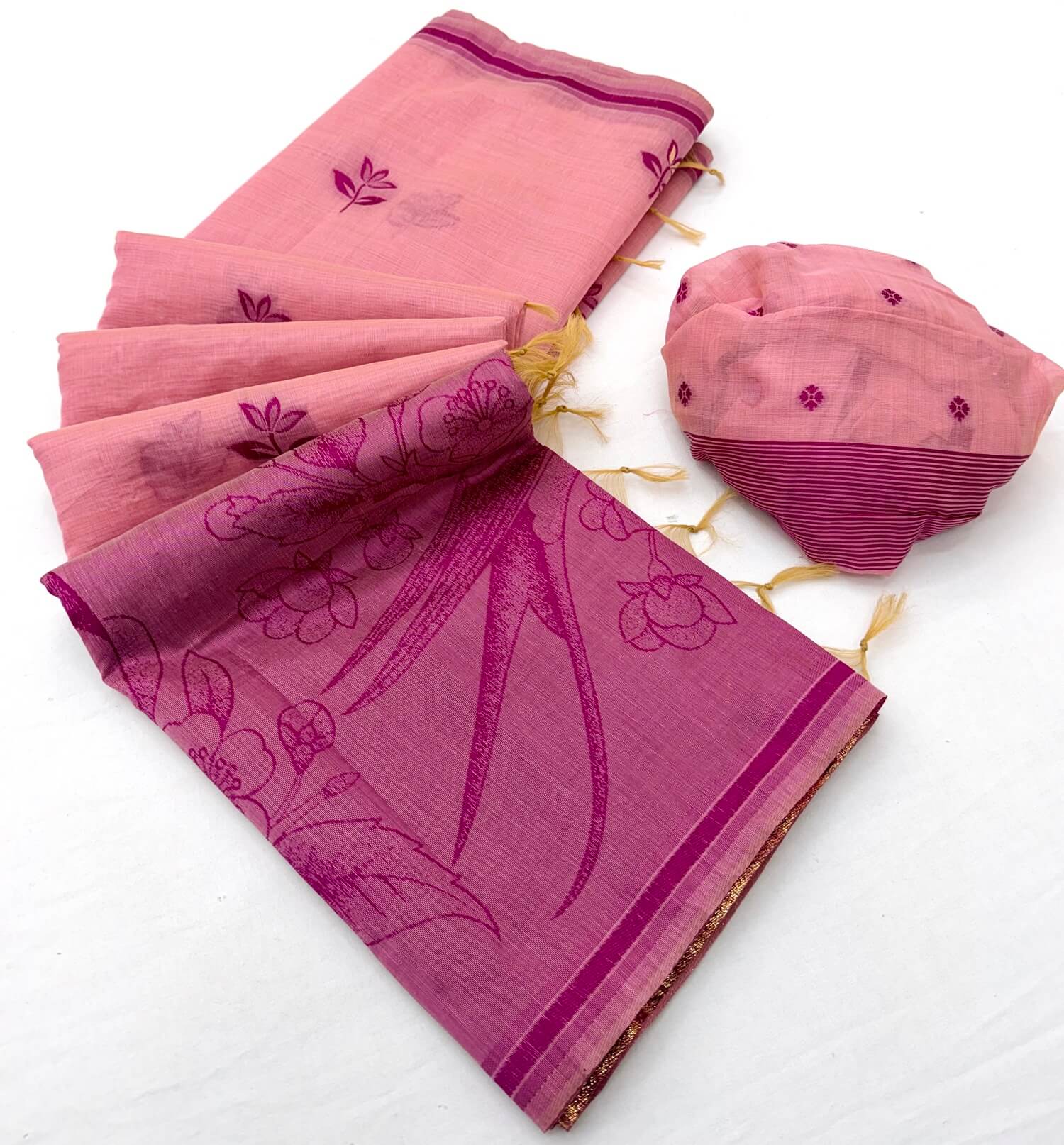 Assemblage Pink Pure Munga Cotton Silk Saree With Charismatic Blouse Piece