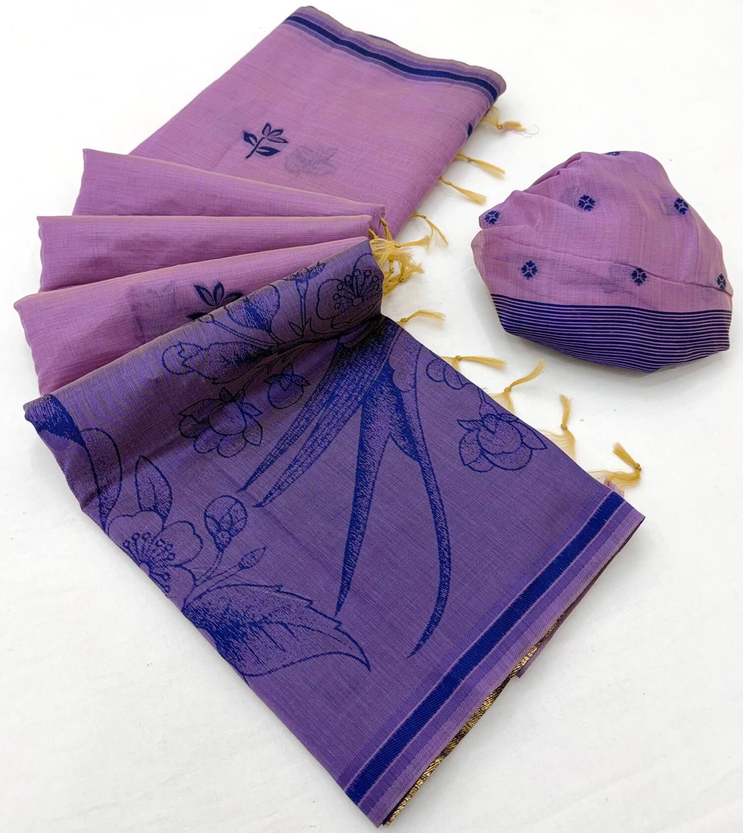 Energetic Lavender Pure Munga Cotton Silk Saree With Designer Blouse Piece