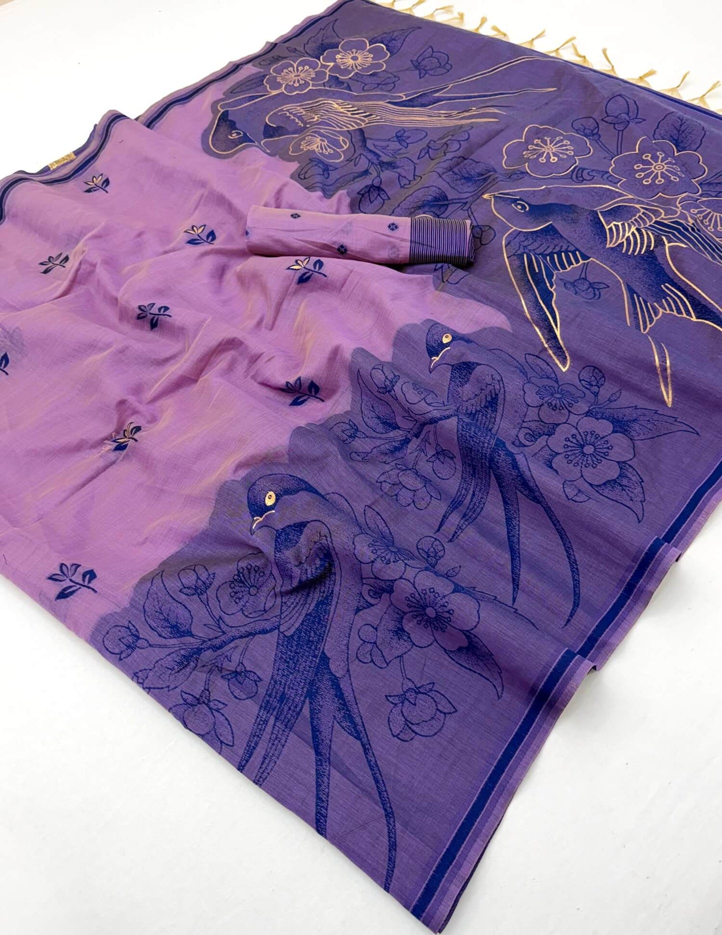 Energetic Lavender Pure Munga Cotton Silk Saree With Designer Blouse Piece