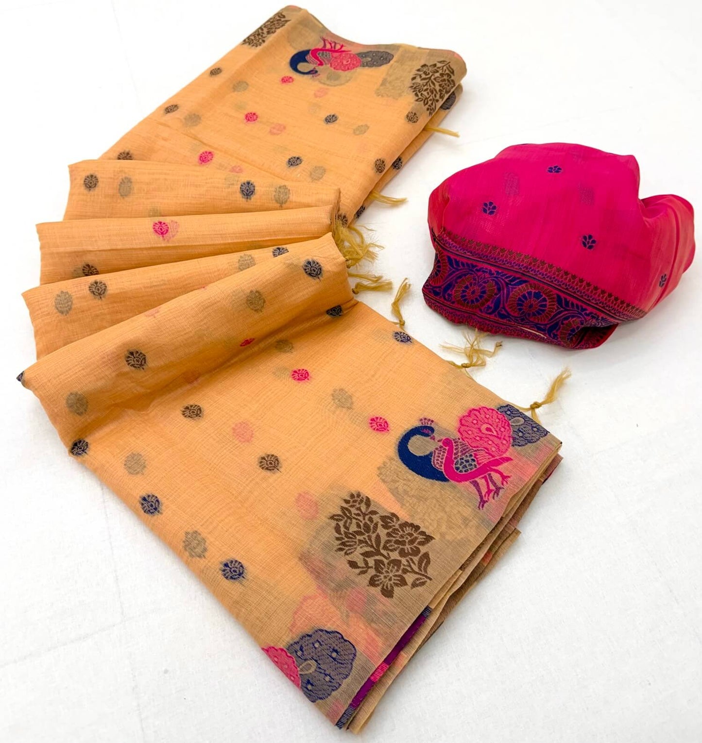 Classy Peach Pure Munga Cotton Silk Saree With Flattering Blouse Piece