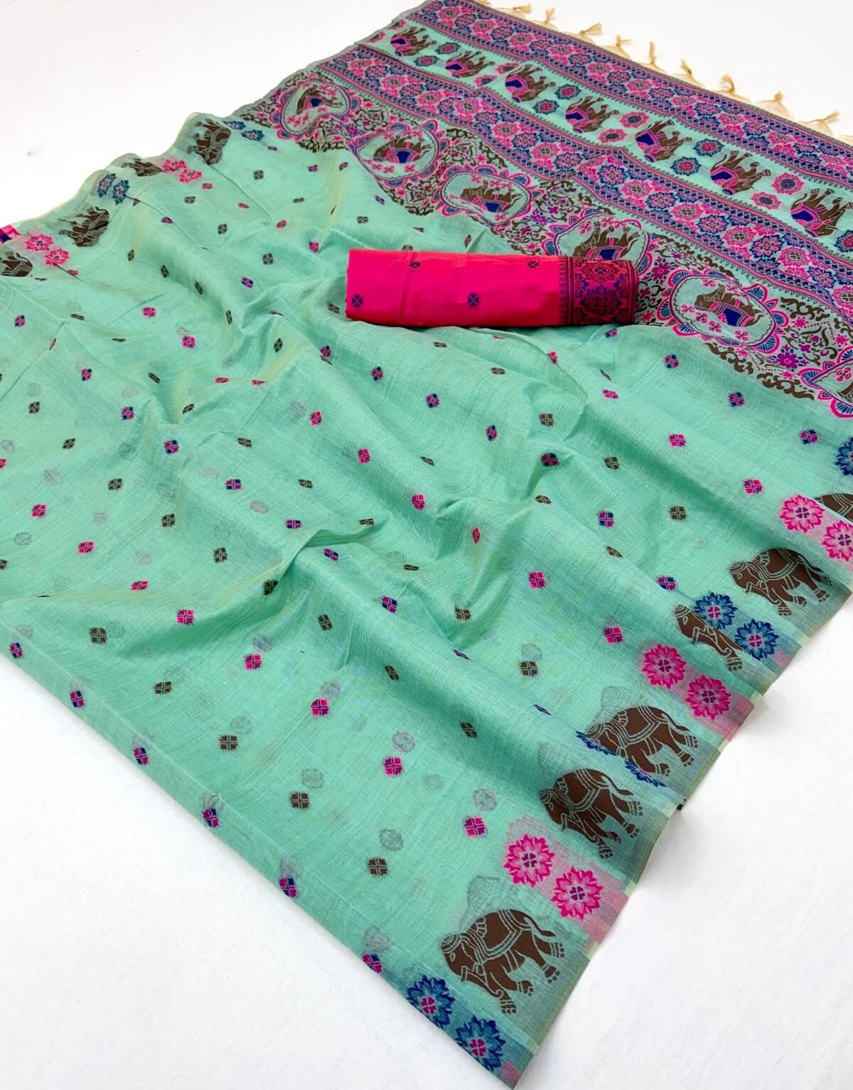 Fragrant Sea Green Pure Munga Cotton Silk Saree With Pleasurable Blouse Piece
