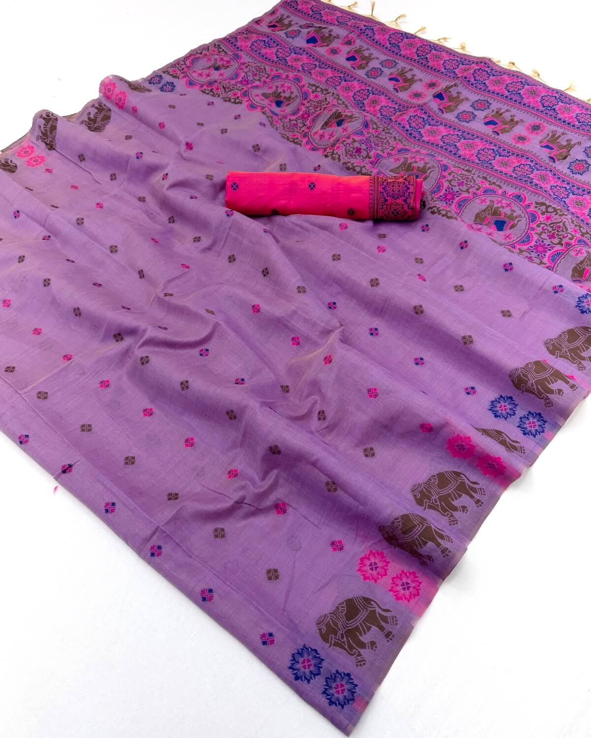 Quintessential Lavender Pure Munga Cotton Silk Saree With Chatoyant Blouse Piece