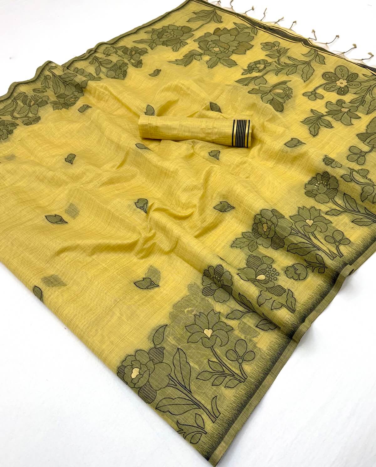 Adoring Yellow Pure Munga Cotton Silk Saree With Murmurous Blouse Piece