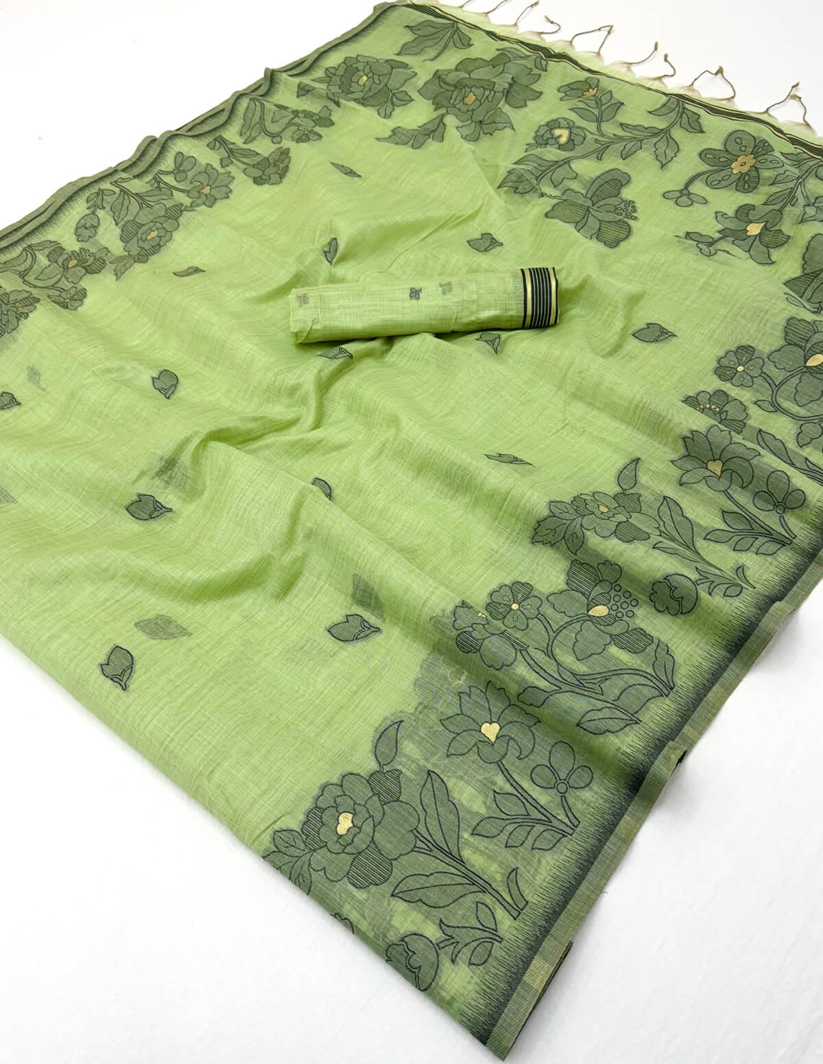 Magnificat Pista Pure Munga Cotton Silk Saree With Aplomb Blouse Piece