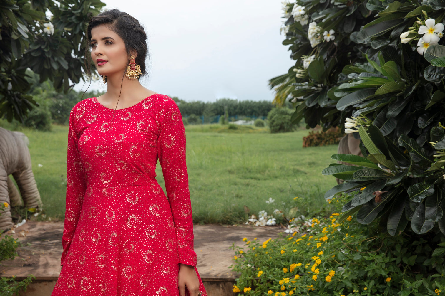 Rani-Pink Foilage Print Georgette Designer Gown Semi Stitched