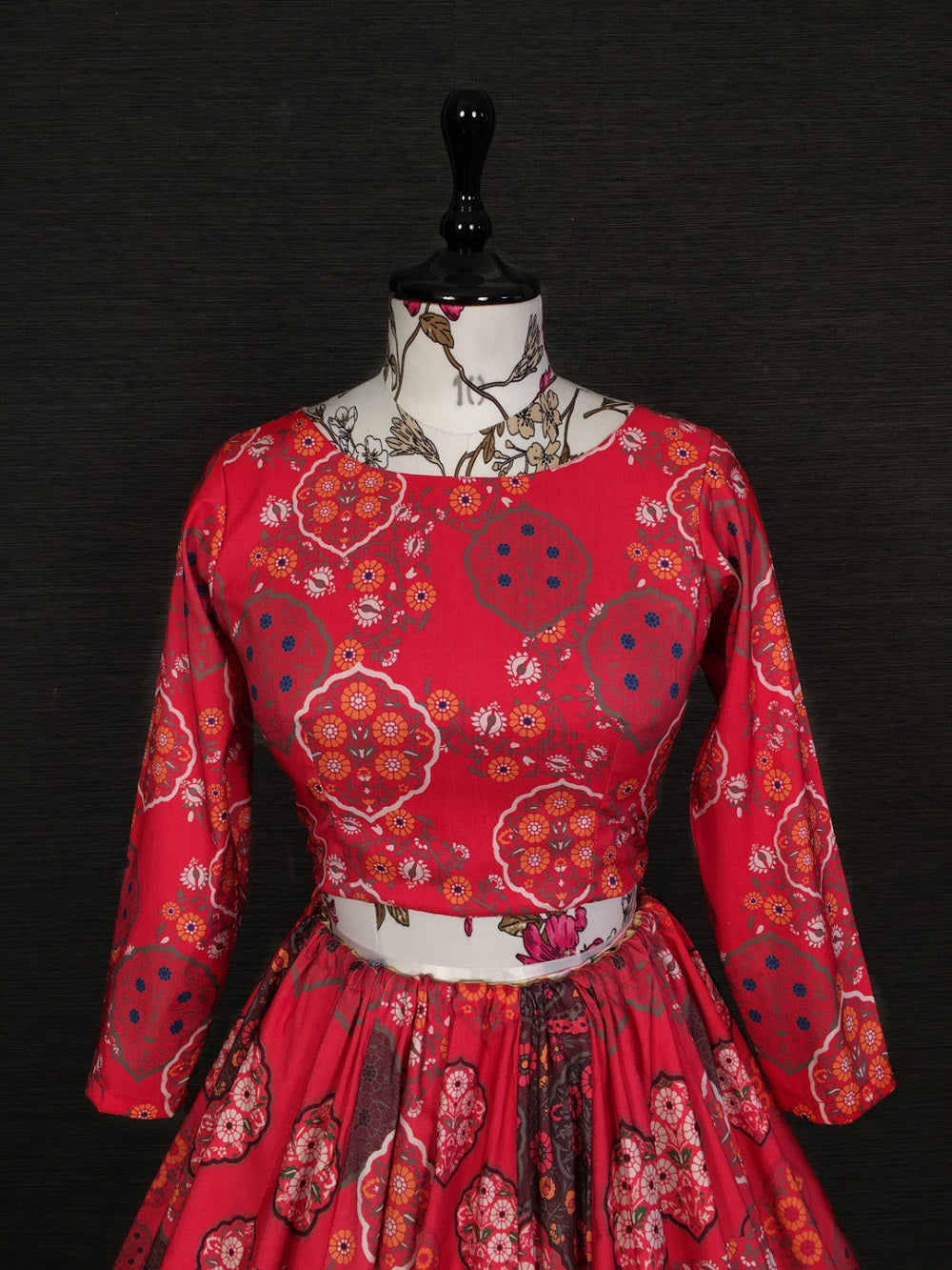 Red Color Vaishali Silk Lehengha Choli With Muslin Silk Dupatta