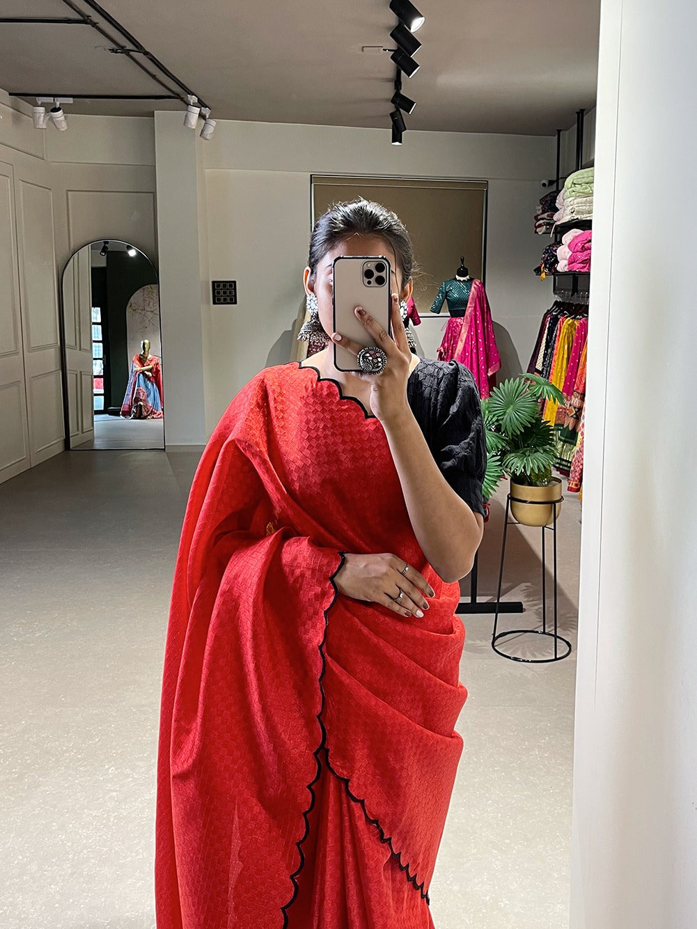 Exquisite Red Gadhwal Chex Saree with Arca Work and Lucknowi Work Blouse