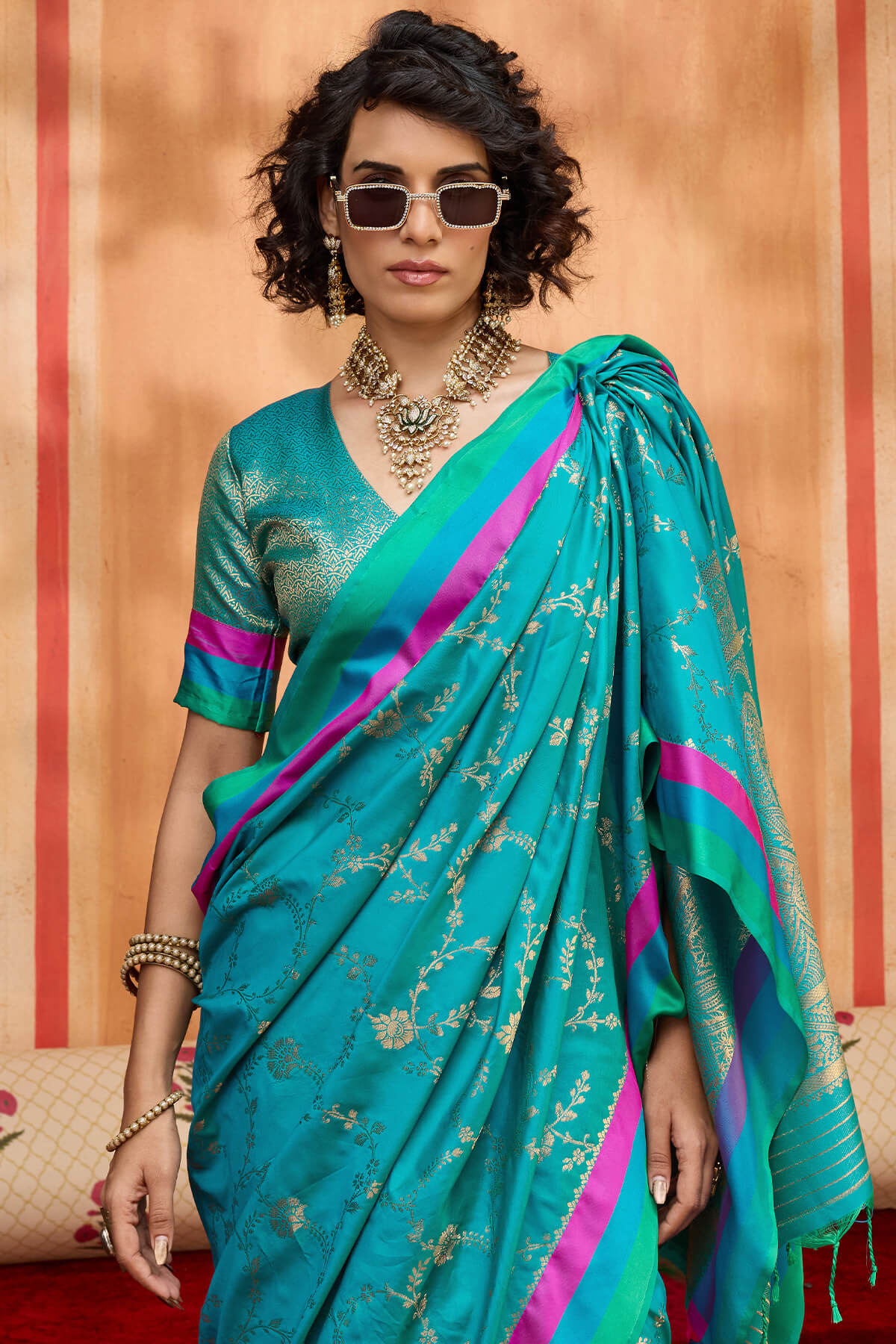 Majestic Firozi Pure Zari Weaving Banarasi Silk Saree With Dissemble Blouse Piece