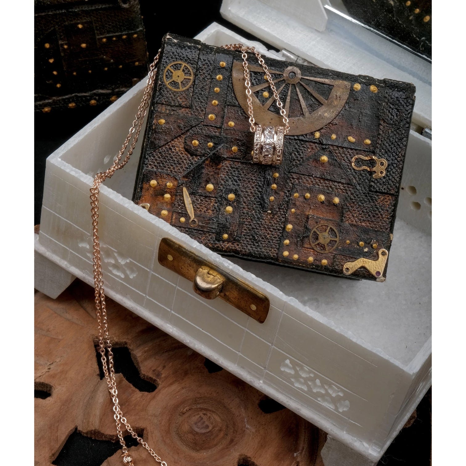 Rose Gold New American Dimond Pendent With Chain Gold-plated Brass Pendant