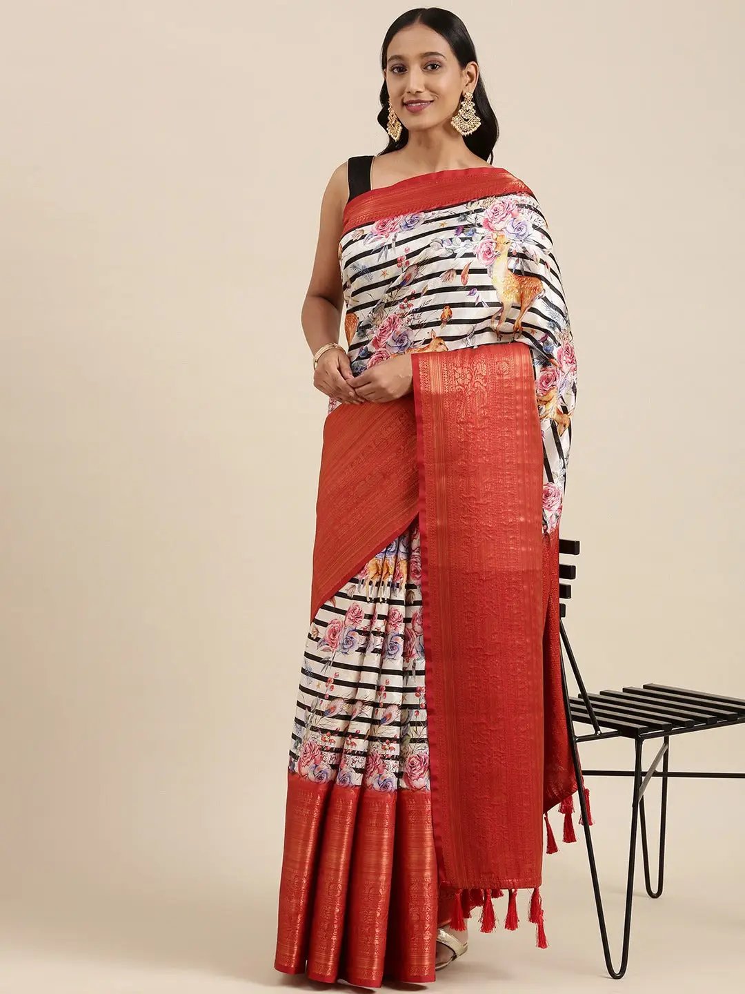 White Colour Digital Kalamkari Print Pattu Banarasi Silk Saree