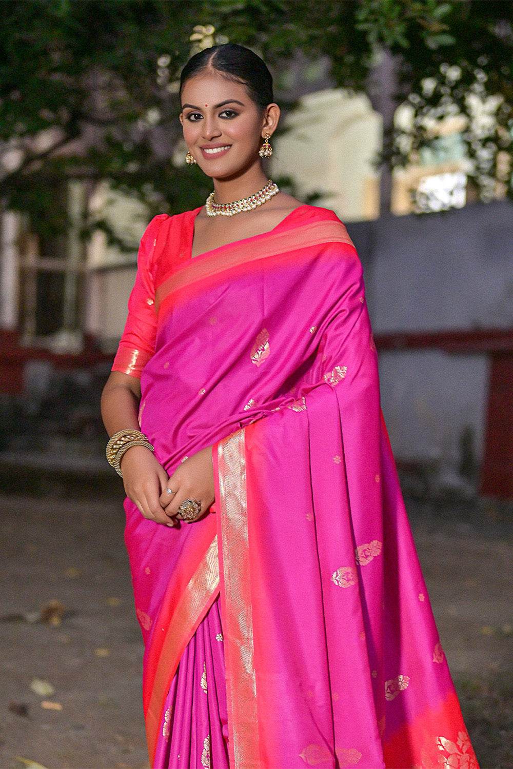 Purple Silk Blend Saree With Blouse Piece